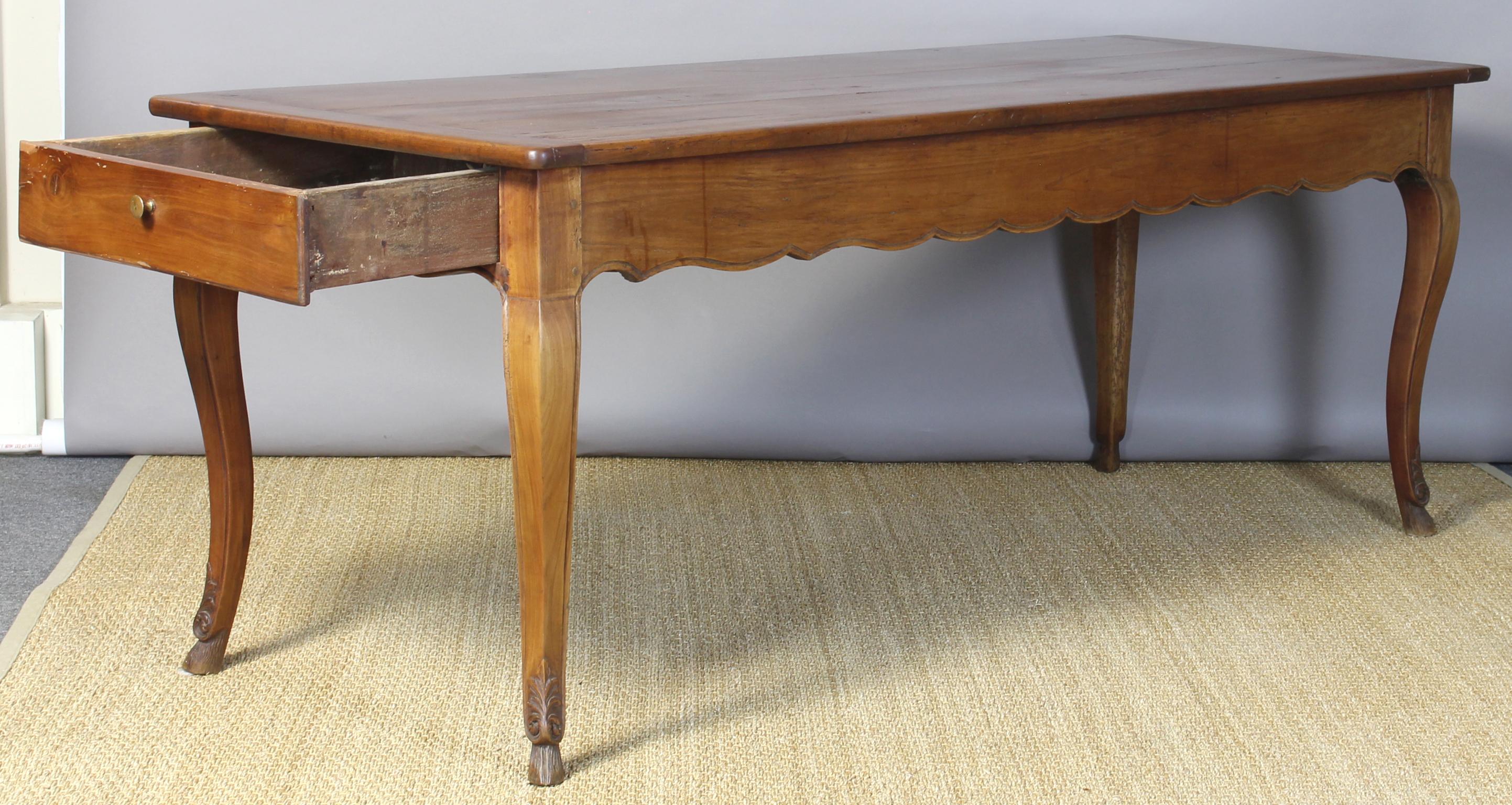 Early 19th Century French Cherrywood Farm Table 3