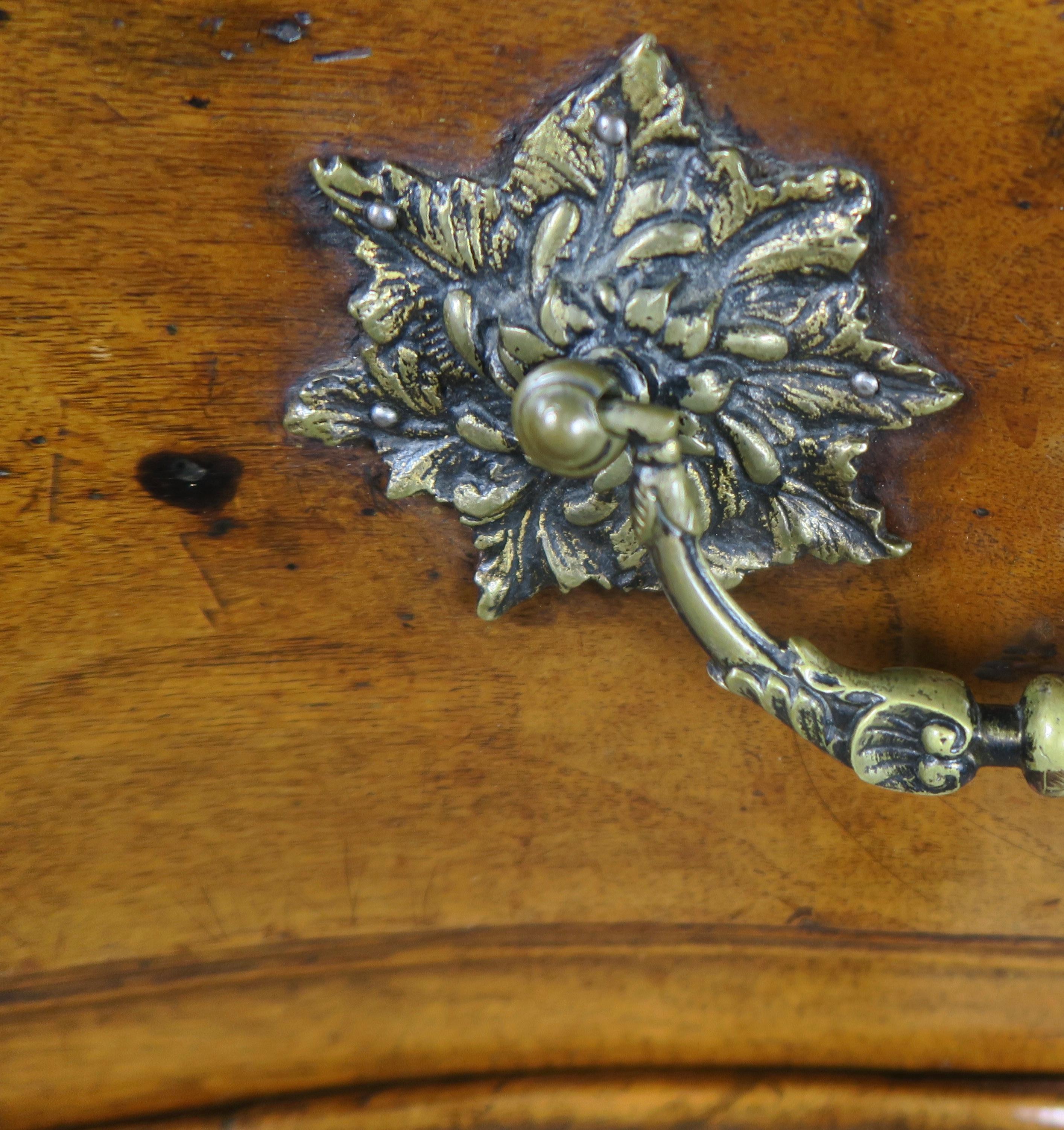 Early 19th Century French Louis XV Style Commode with Bronze Hardware 10