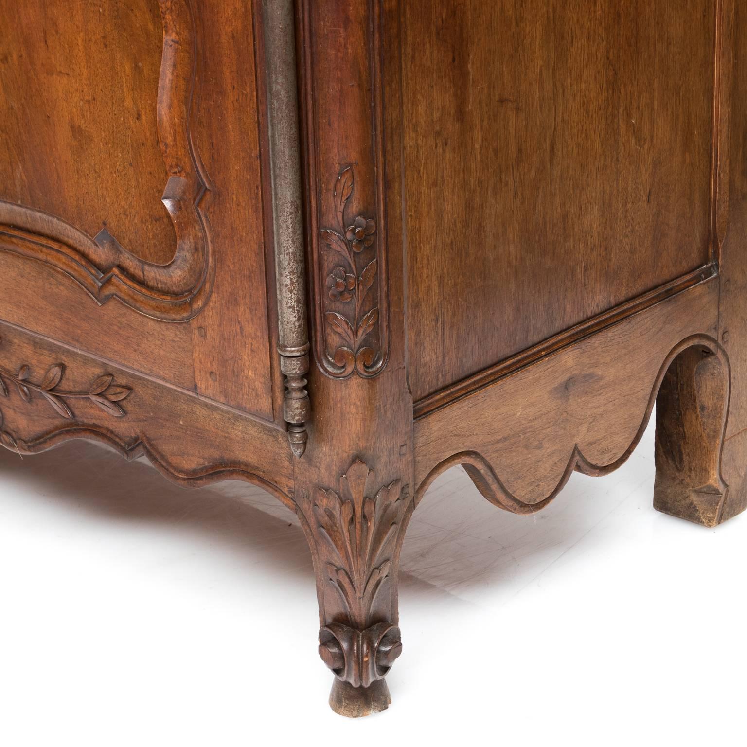 Early 19th Century French Provincial Buffet 1