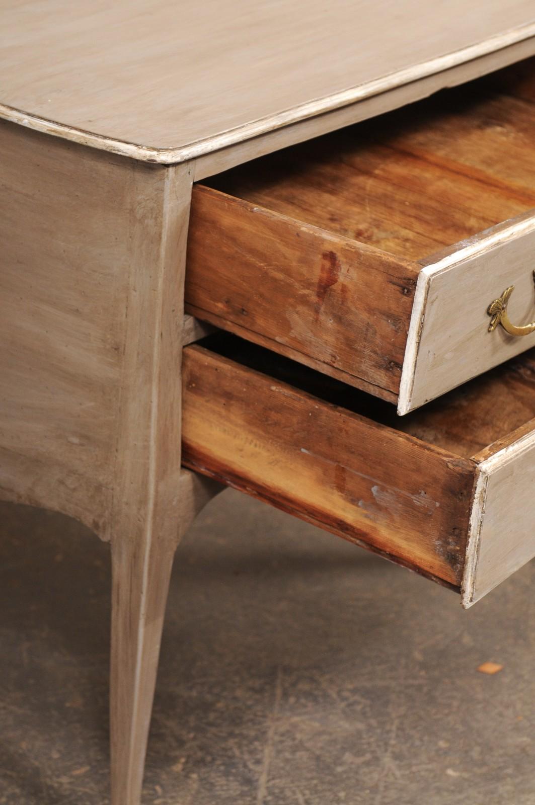 Early 19th c. French Raised 2-Drawer Commode w/Original Brass Hardware In Good Condition For Sale In Atlanta, GA