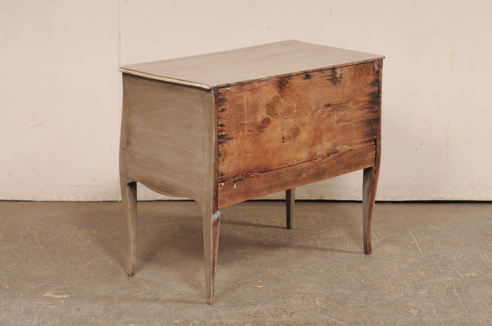 Early 19th c. French Raised 2-Drawer Commode w/Original Brass Hardware For Sale 3