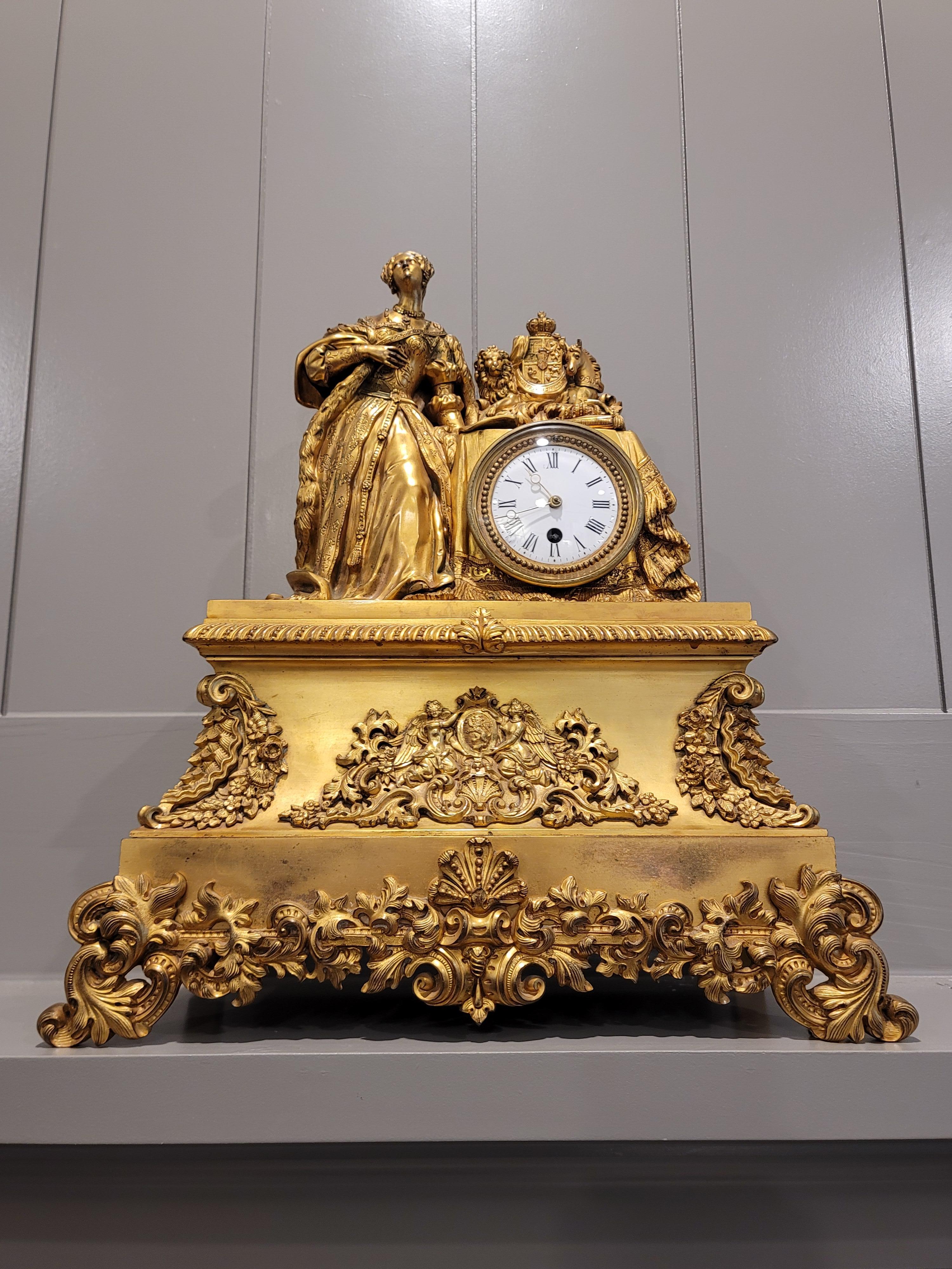 Early 19th C. French Restoration Period Gilt Bronze Ormolu Mantel Clock In Good Condition In Forney, TX