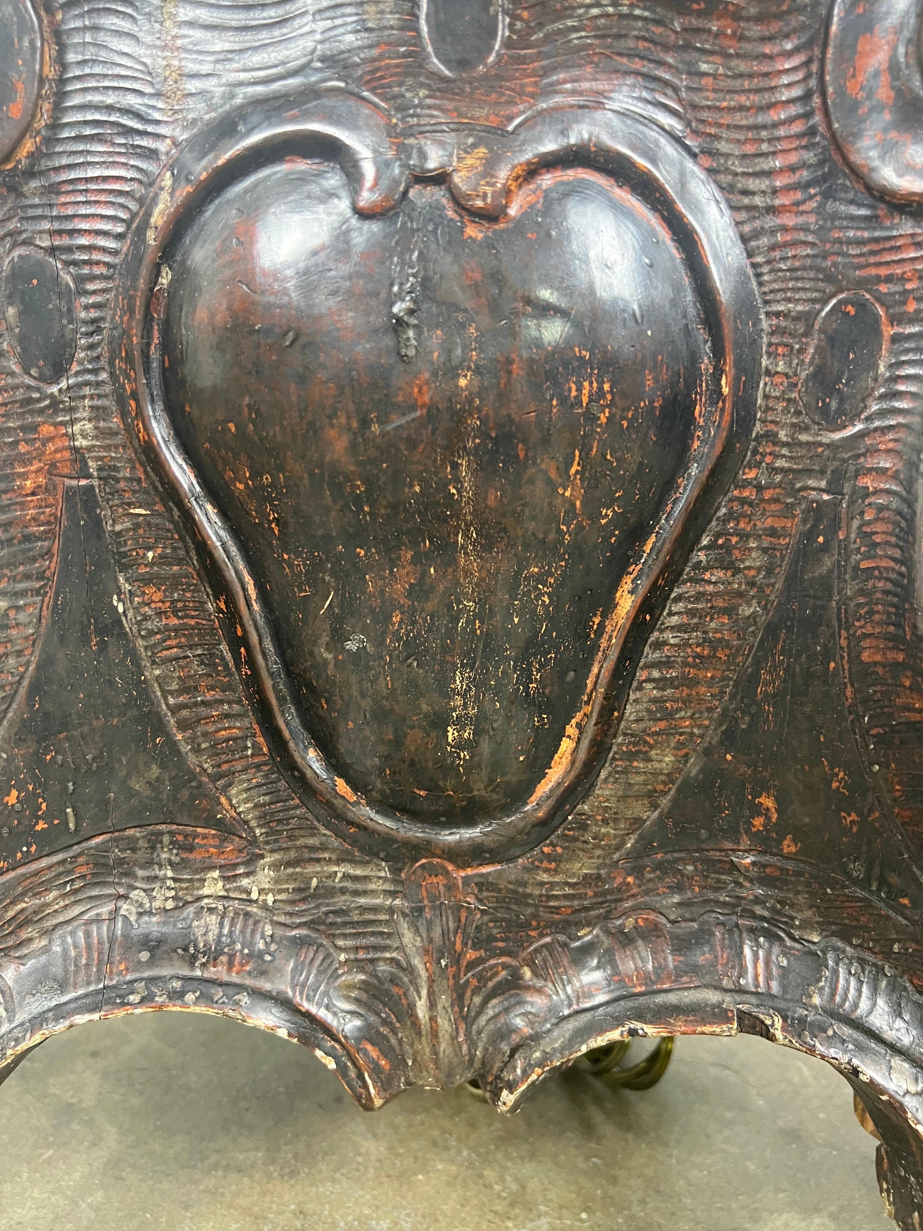 Early 19th C. Italian Carved Standing Lamp with Hearts For Sale 4