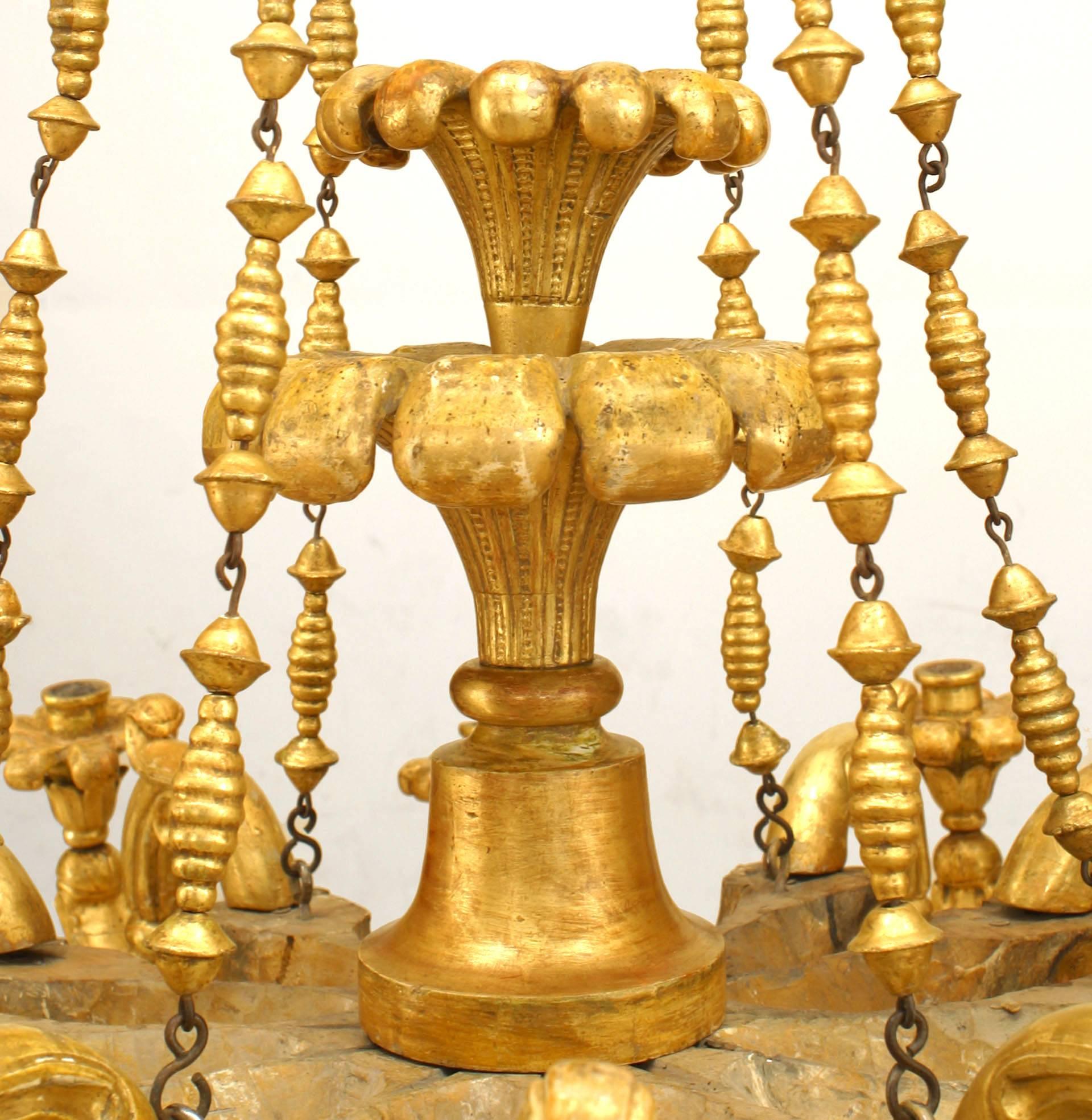 Italian Neoclassic Egyptian Motif Gilt Wood Chandelier In Good Condition For Sale In New York, NY