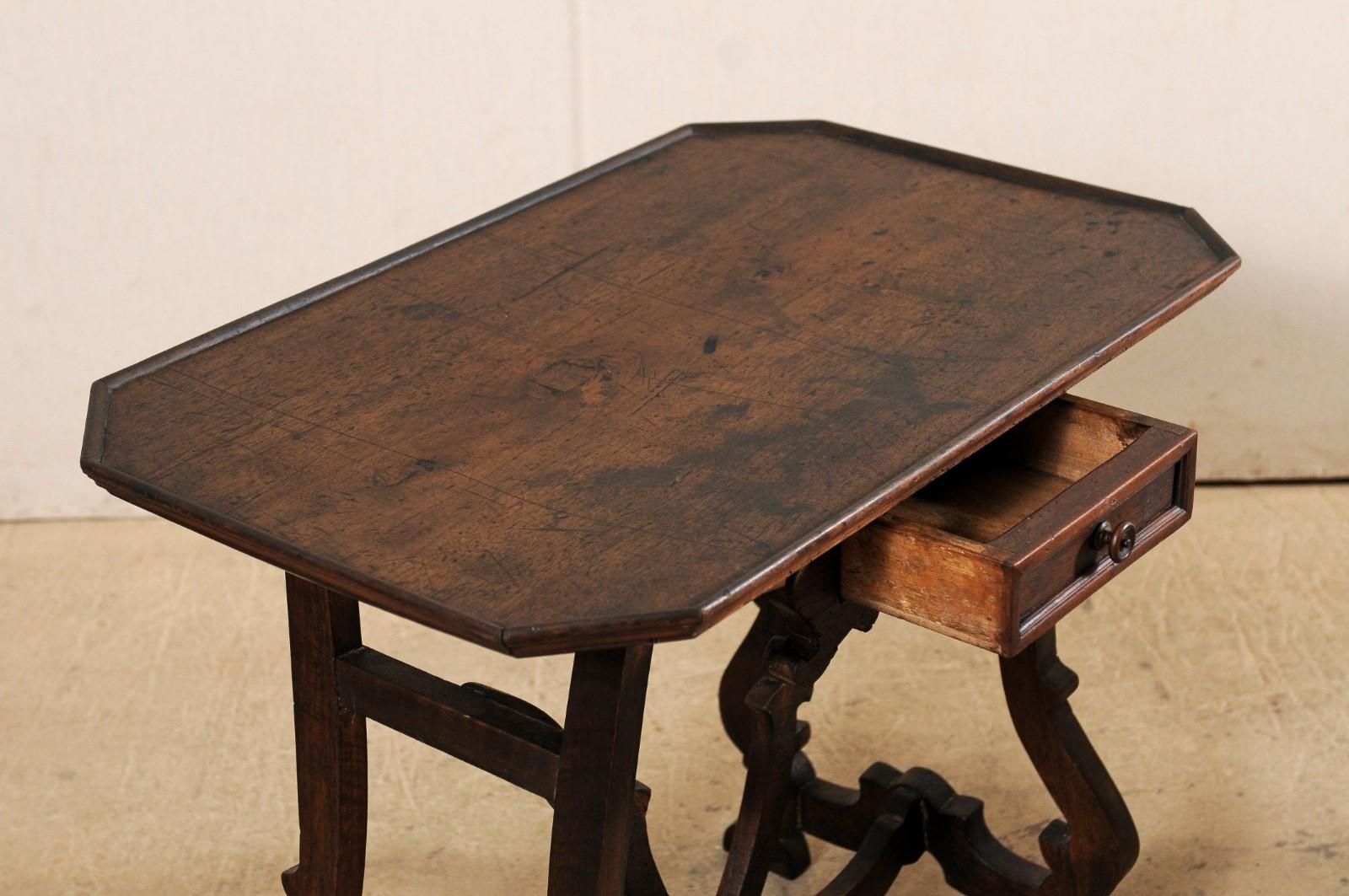 Early 19th C Italian Pair Walnut Side Tables with Lrye-Legs and Single Drawer 4