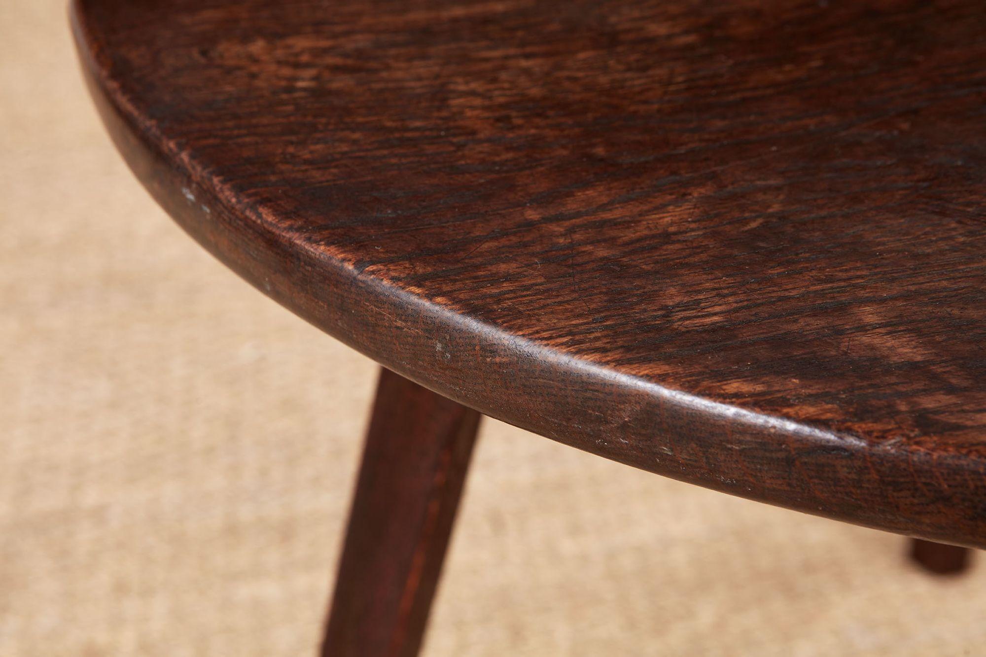 Début du 19e siècle Table basse de cricket Bon état - En vente à Greenwich, CT