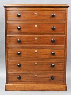 Early 19th C. Mahogany Chest of Drawers Storage Chest