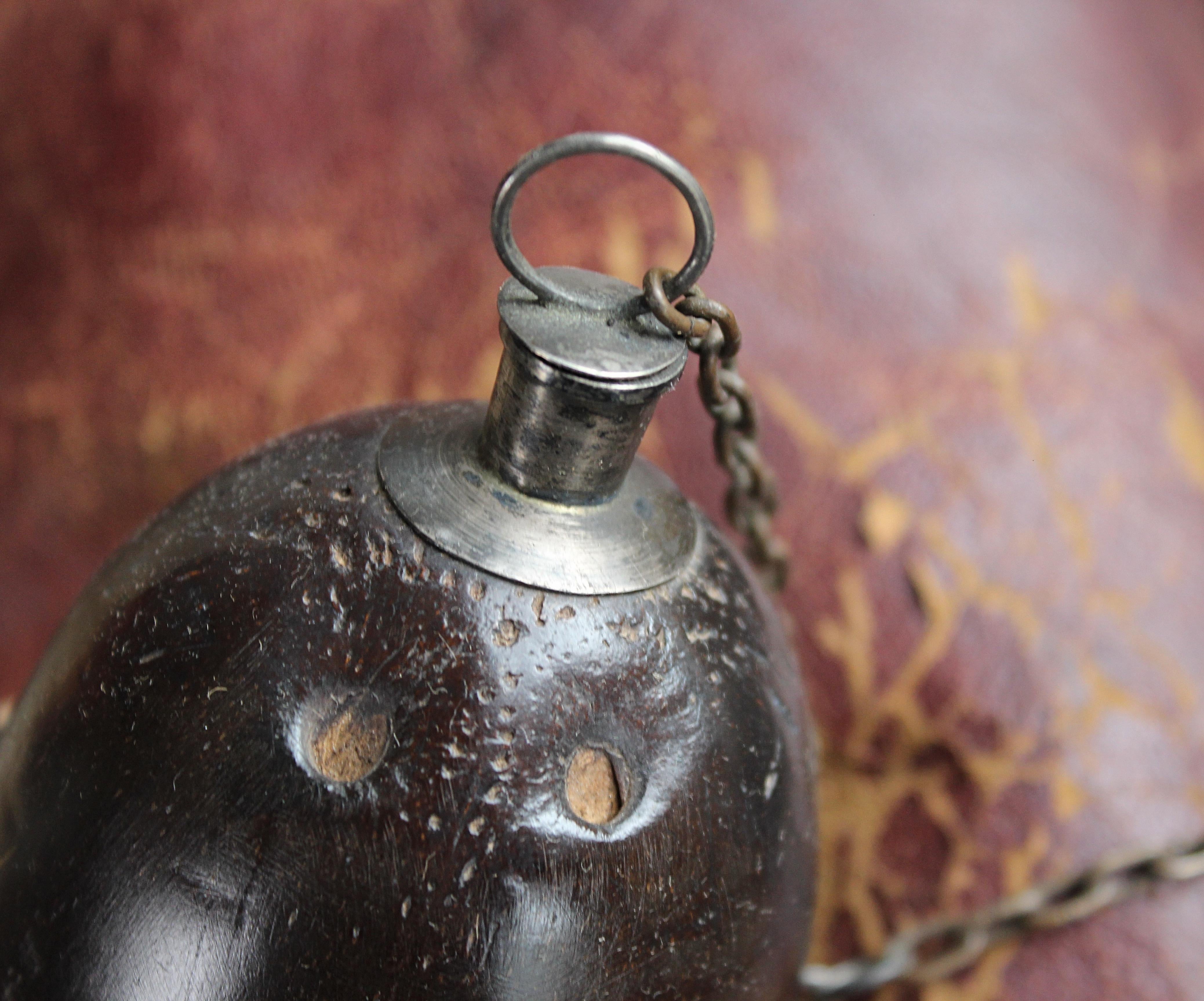 Early 19th C Maritime Sailor's Coconut “Bugbear” Memento Mori Gun Powder Flask 3