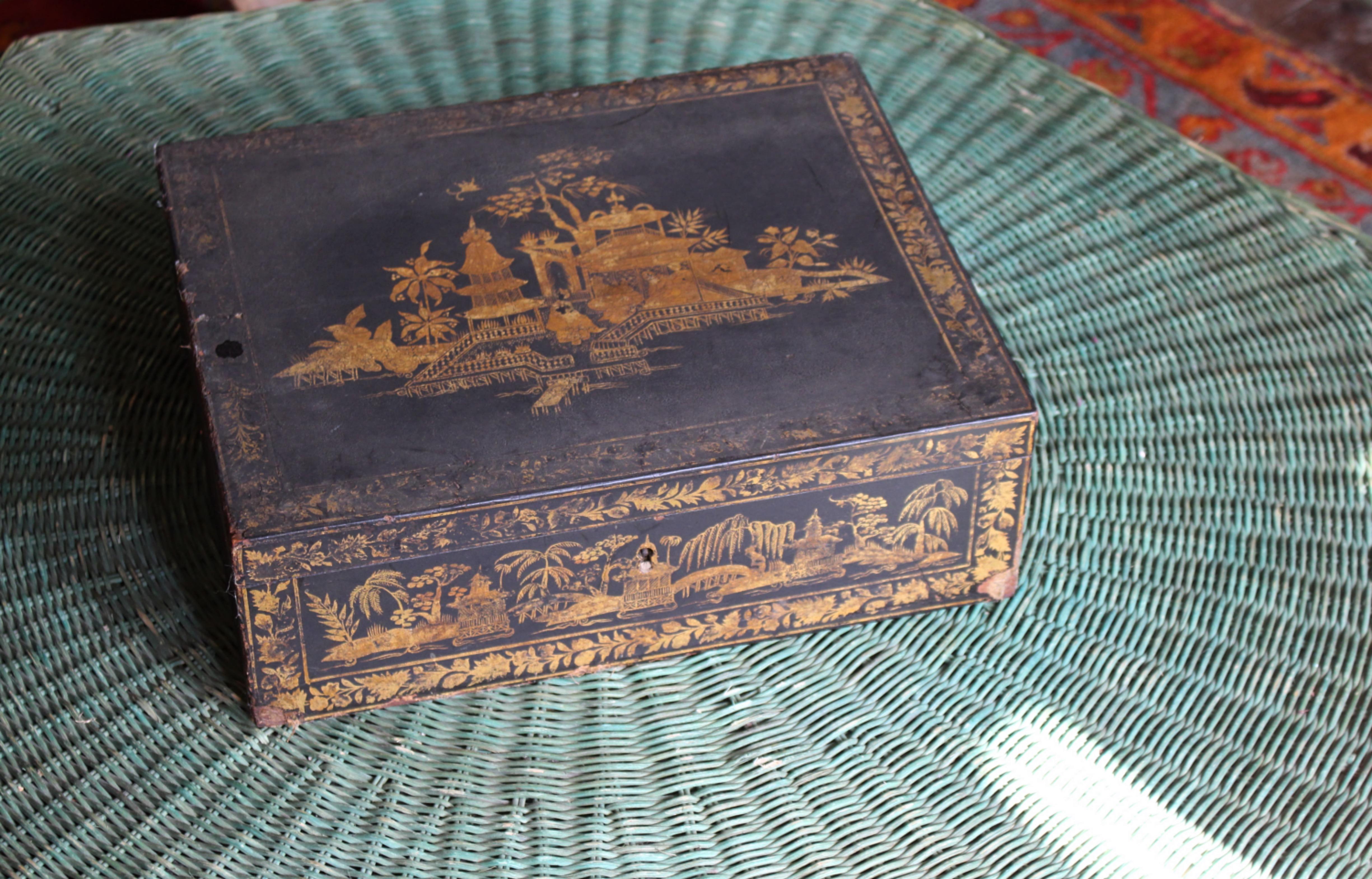 Early 19th C Regency Period Chinoiserie Lacquared Jewellery Box Country House im Angebot 8