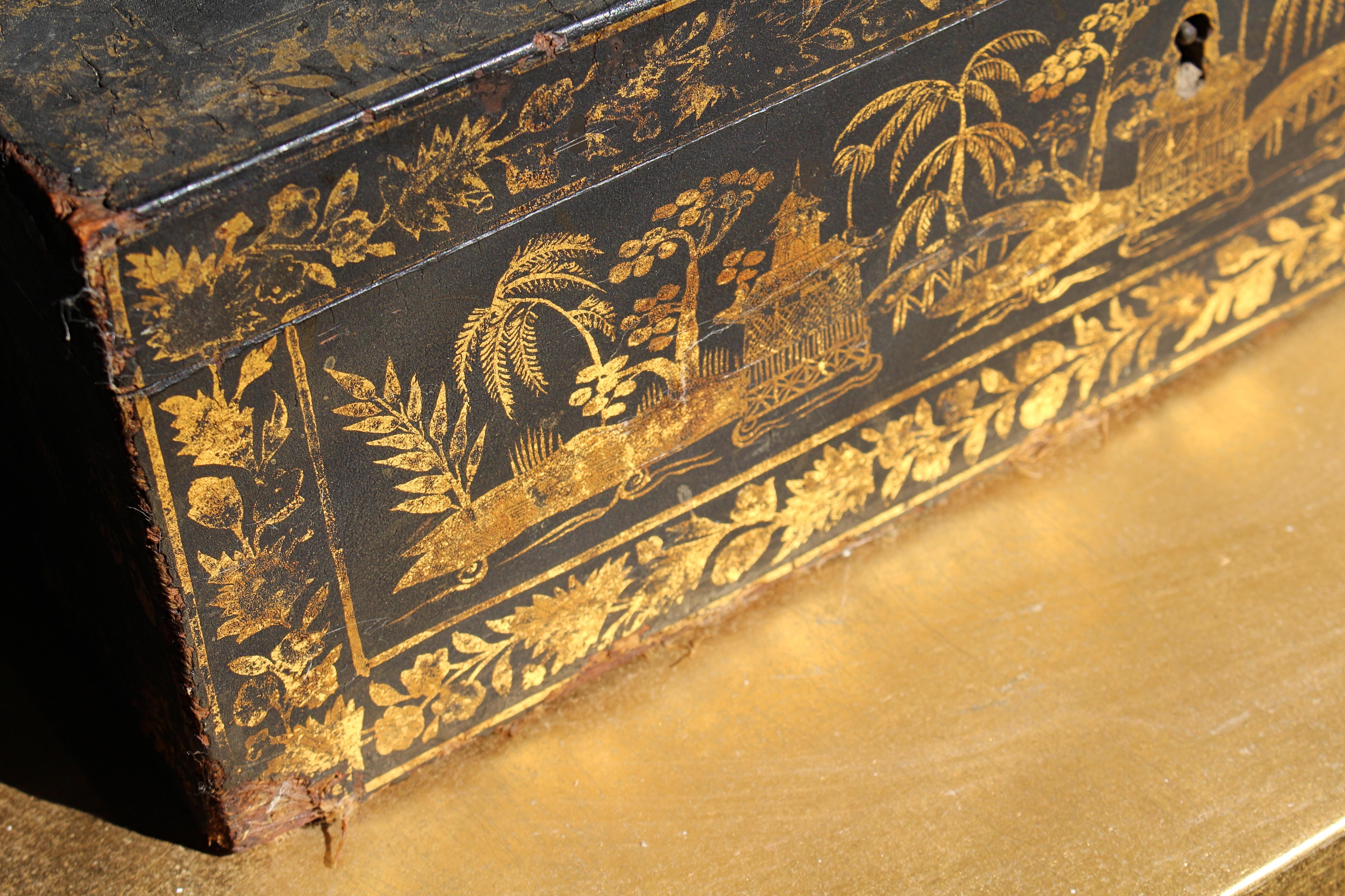 Early 19th C Regency Period Chinoiserie Lacquared Jewellery Box Country House (Englisch) im Angebot