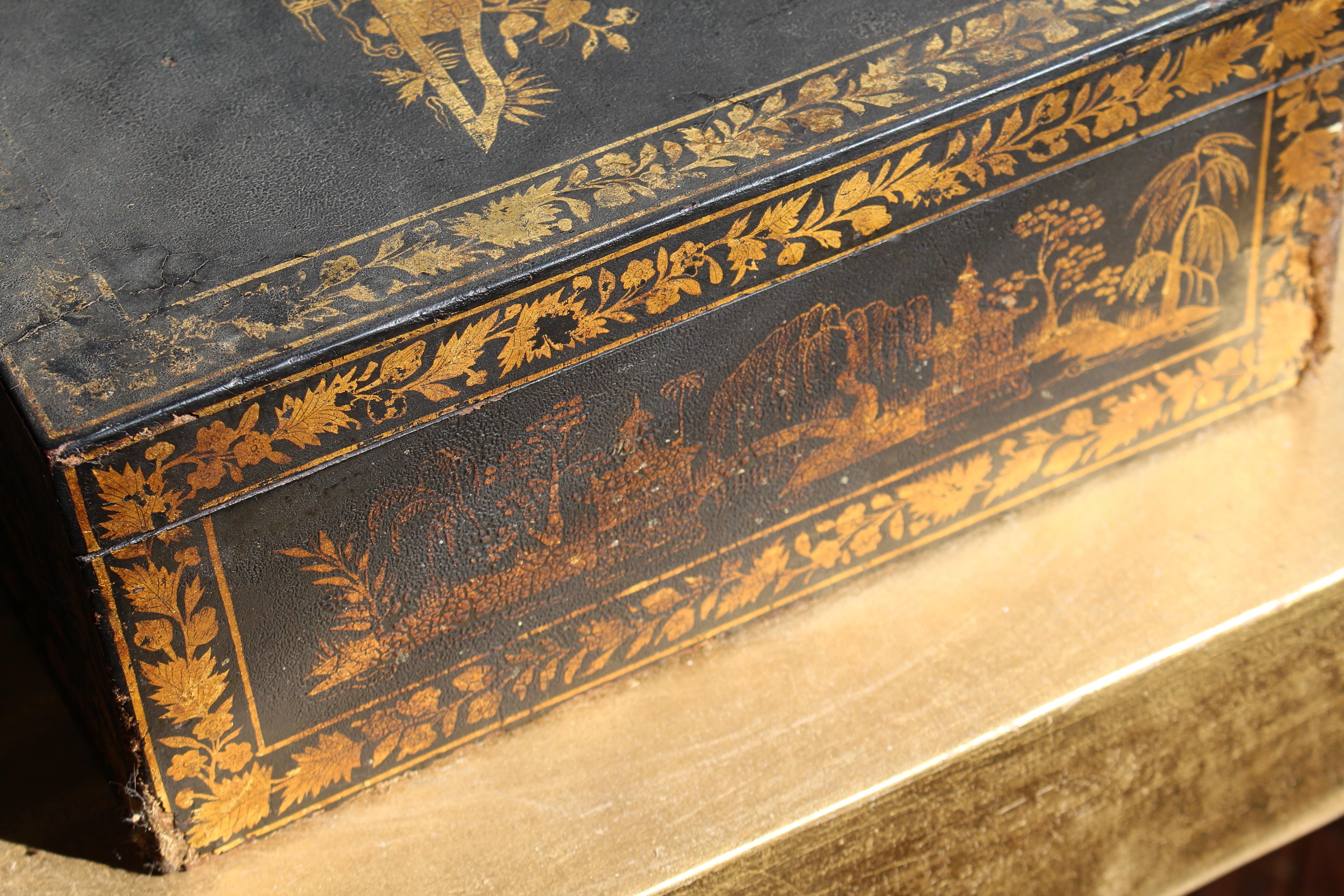 Early 19th C Regency Period Chinoiserie Lacquared Jewellery Box Country House im Angebot 2