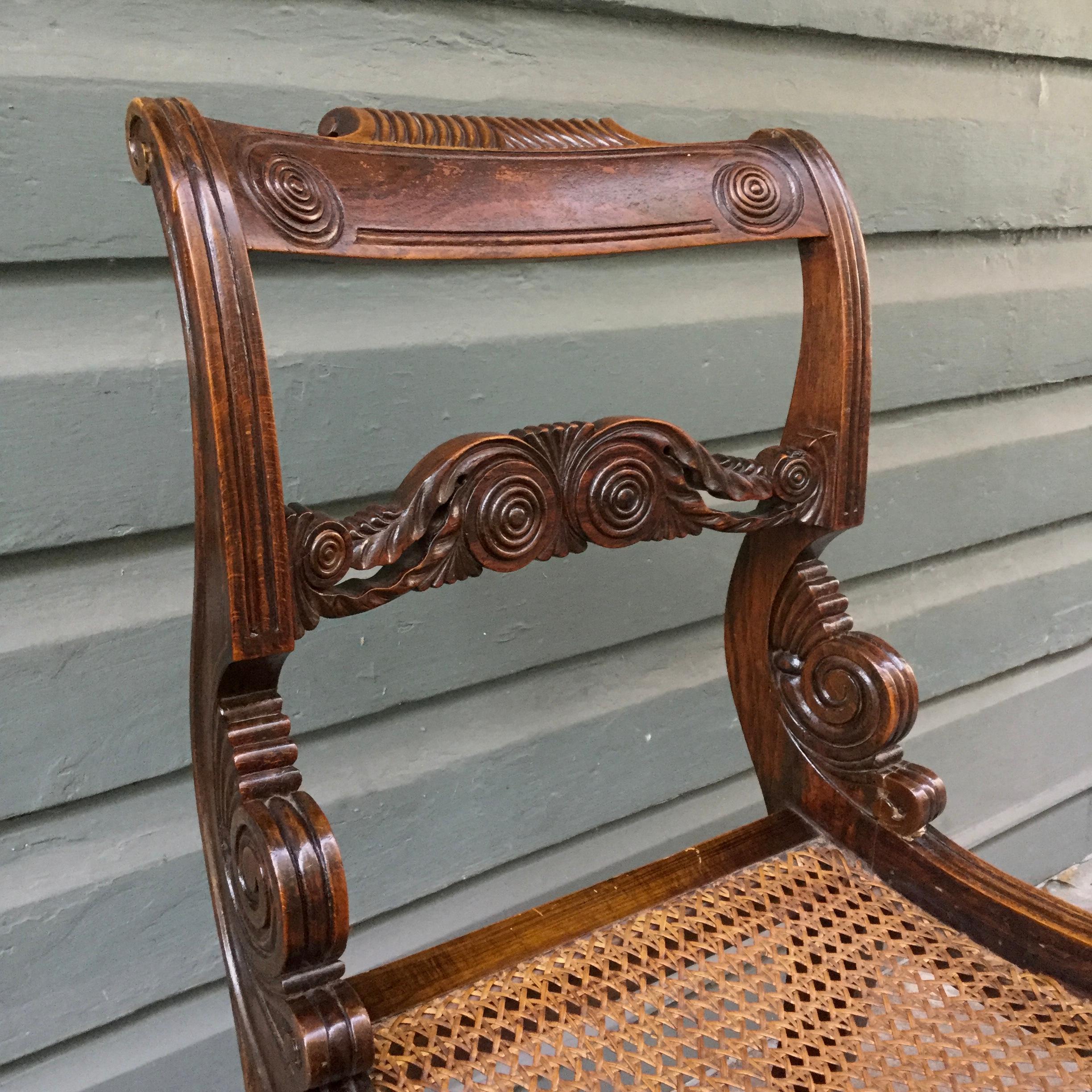 Early 19th Century Set of Four Regency Faux Grained Painted Cane Set Chairs In Good Condition In Charleston, SC