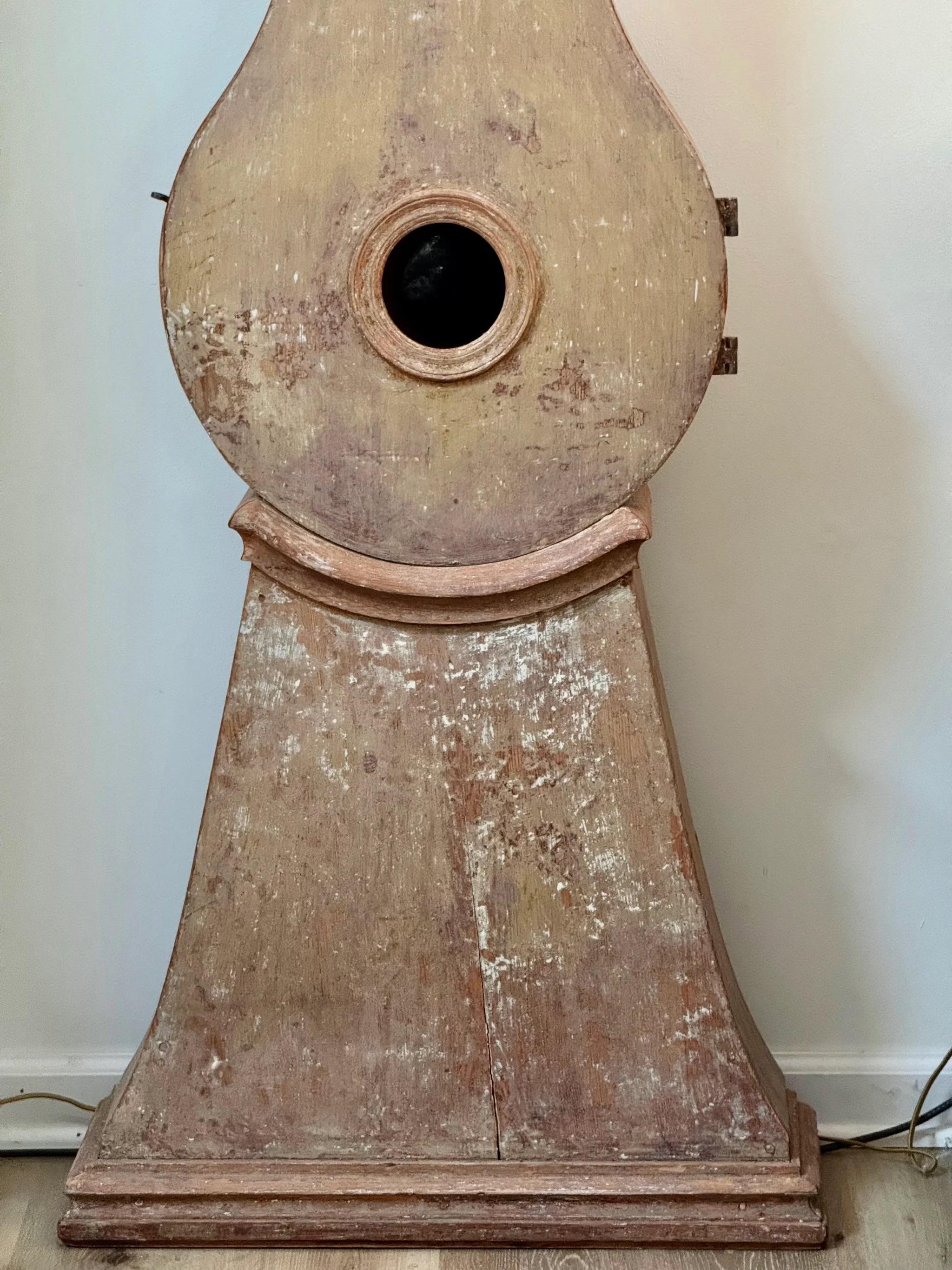 Orologio da pavimento svedese dell'inizio del XIX secolo A.I.C. In condizioni buone in vendita a Charlottesville, VA