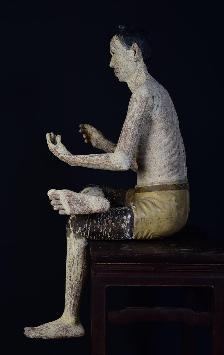 Early 19th C., Very Rare and Large Antique Burmese Wooden Sculpture of Old Man For Sale 7