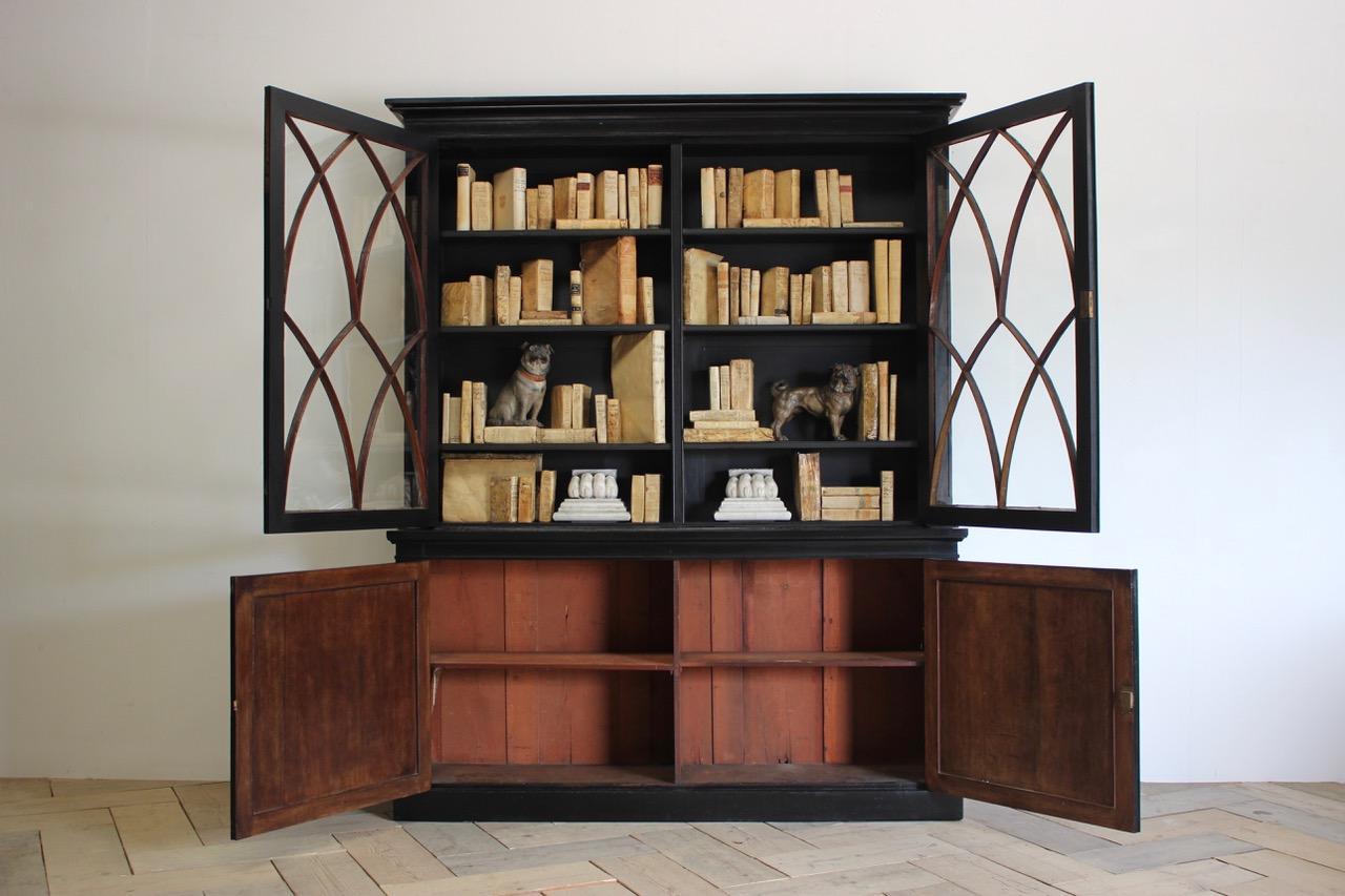 Wood Early 19th Century English Regency Bookcase