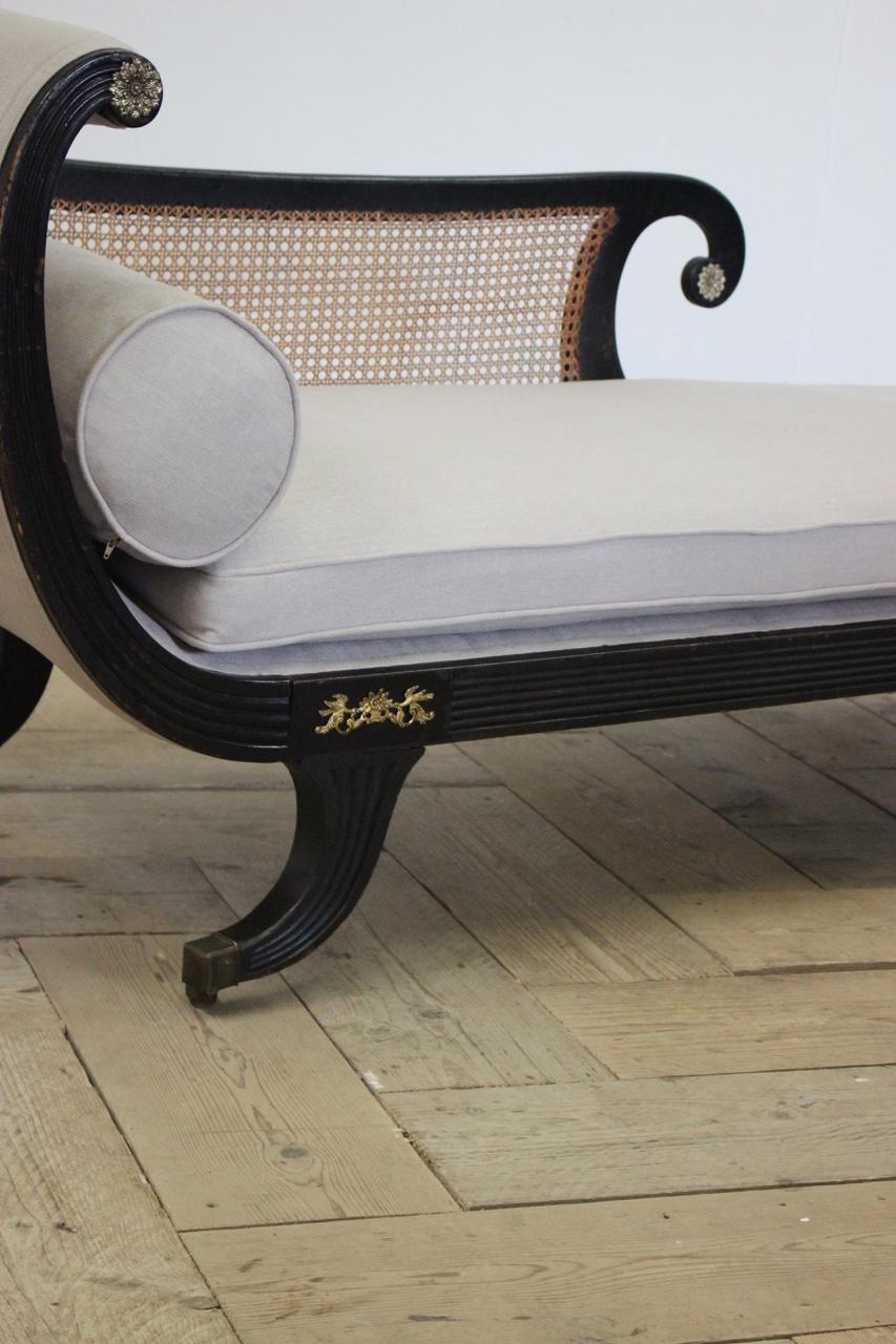 Early 19th Century English Regency Chaise Longue In Good Condition In Gloucestershire, GB