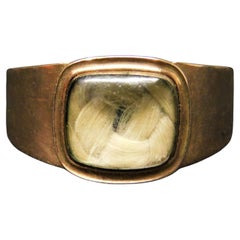 Early 19th Century 10k Gold Georgian Momento Mori Ring Inset Blonde Hair Weave
