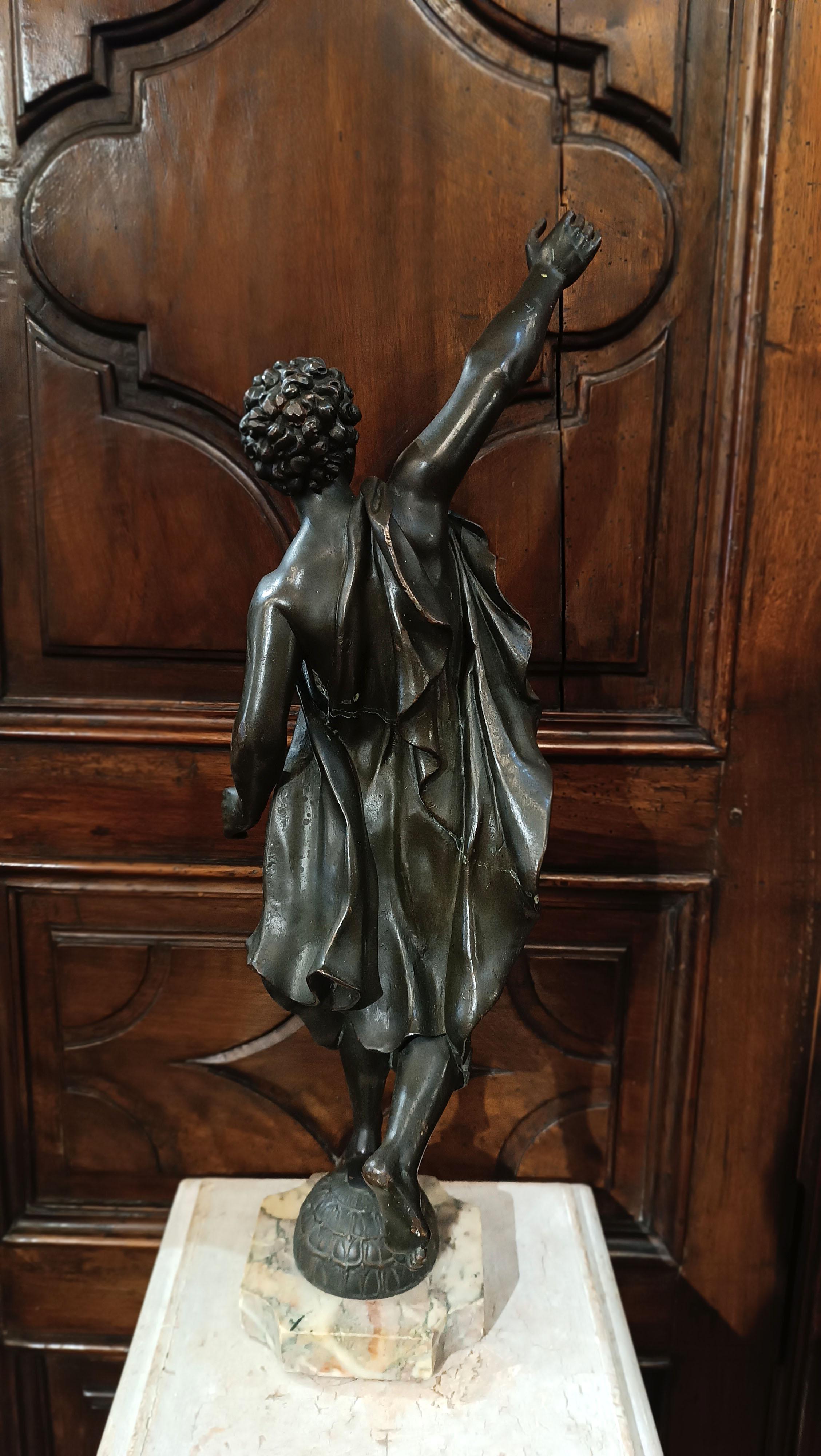 EARLY 19th CENTURY ALLEGORY OF SPRING BRONZE STATUES  In Good Condition For Sale In Firenze, FI