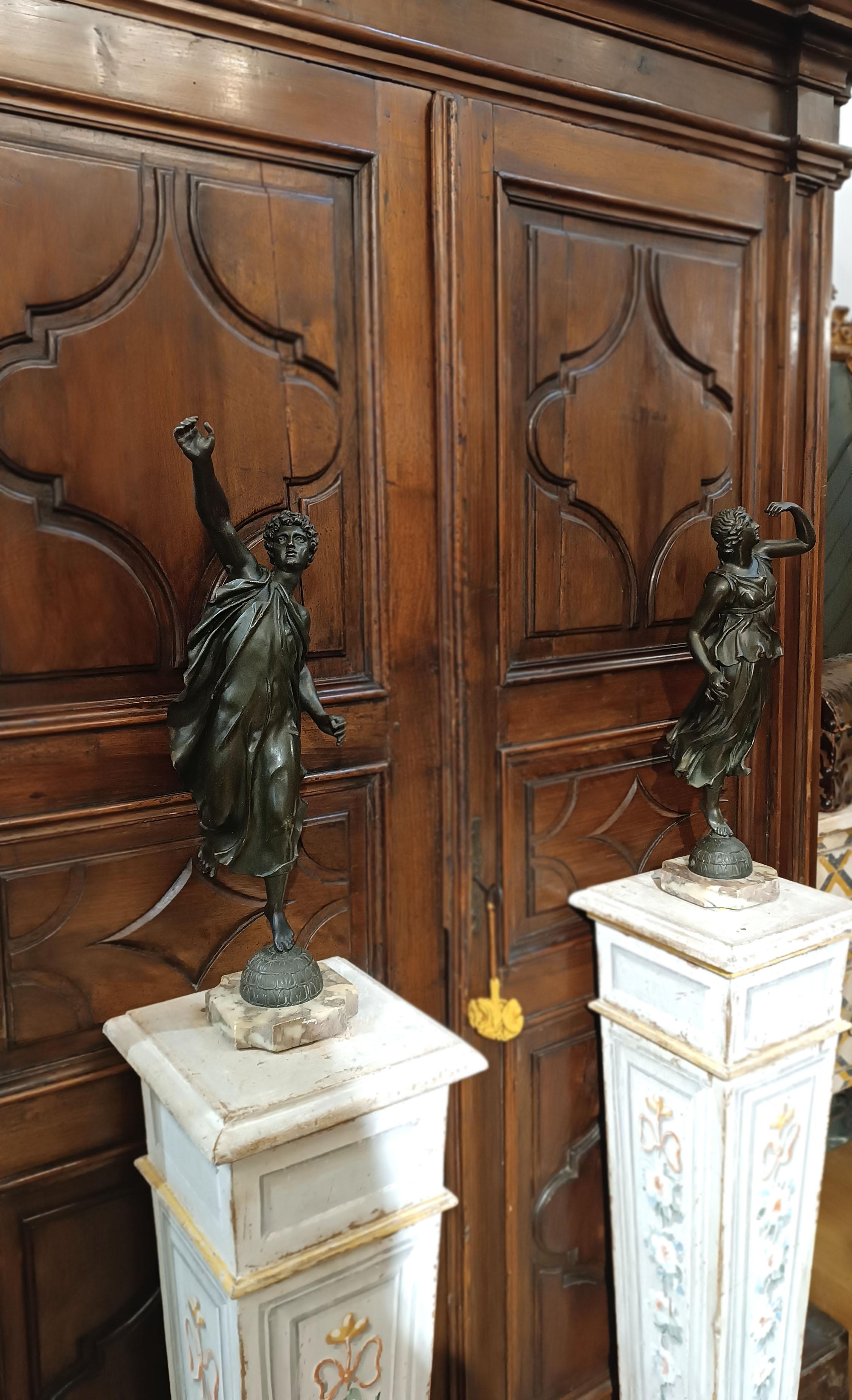 EARLY 19th CENTURY ALLEGORY OF SPRING BRONZE STATUES  For Sale 3