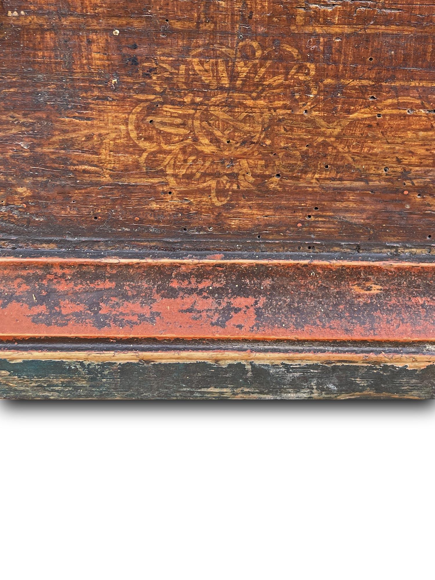 Early 19th Century Alpine Painted Blanket Chest in vendita 9