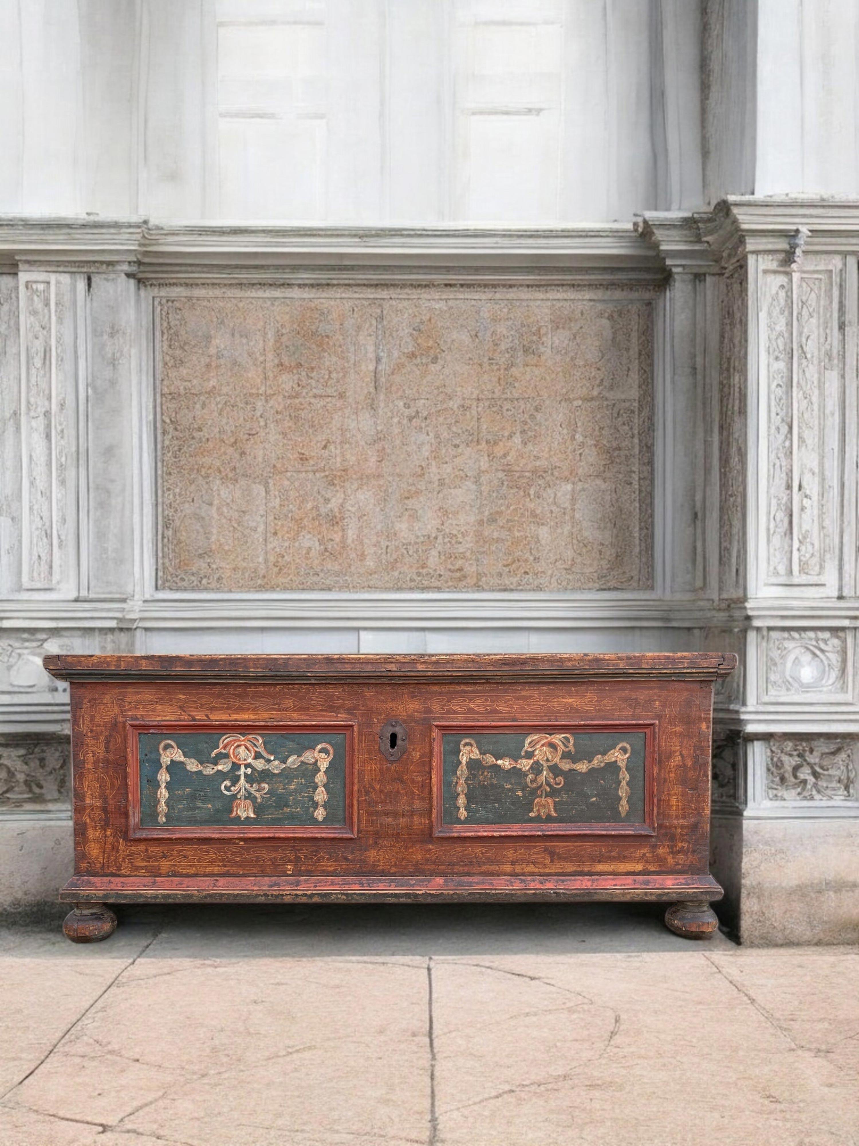Antique painted chest

Measurements: H. 58 cm – W. 143 cm – D. 61 cm
Period: circa 1810
Origin: Tyrol
Wood: Fir

Description:
Antique painted chest, in fir wood. The entire surface is decorated with ramages and pendants. These decorations are