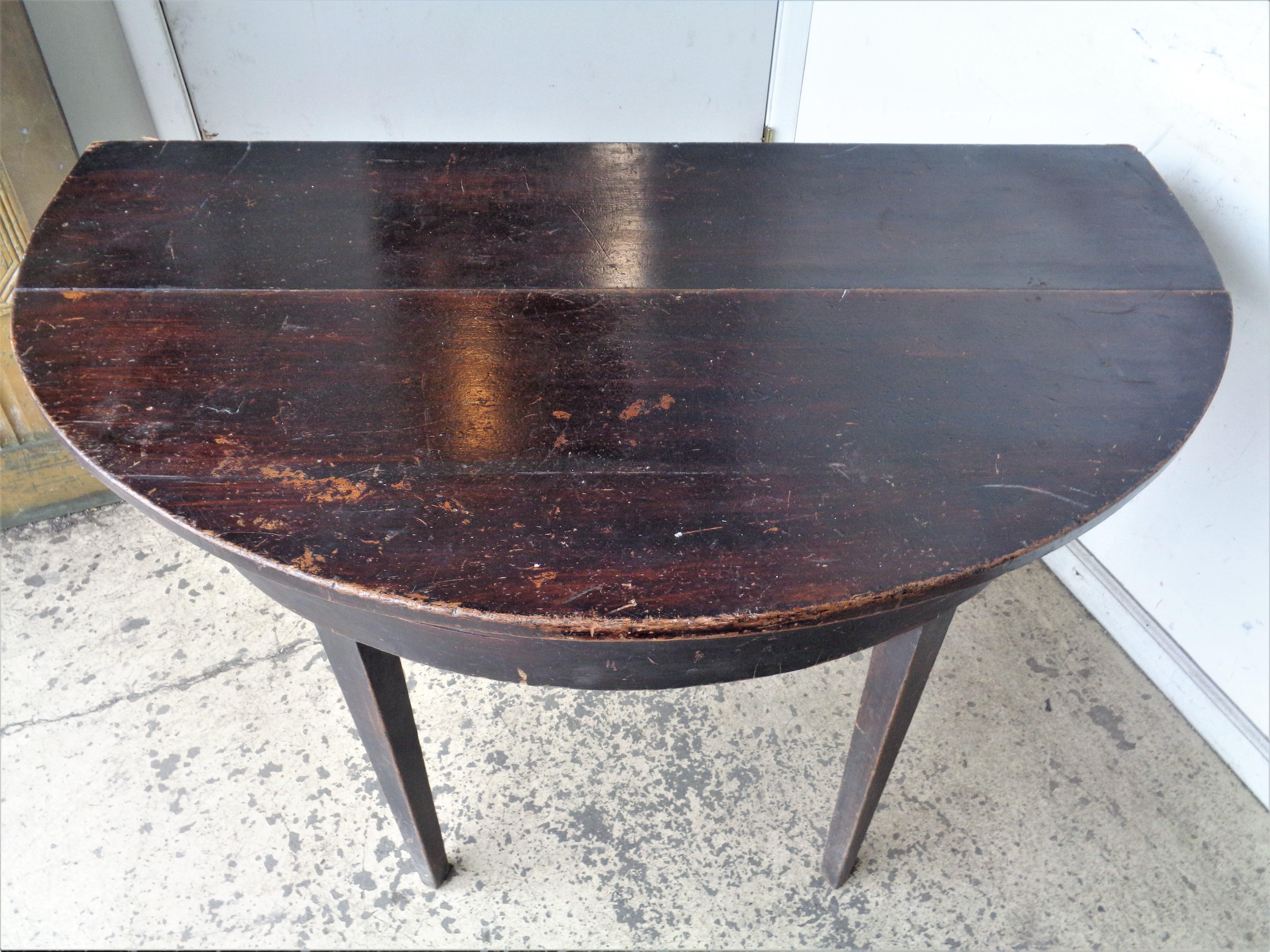 Hand-Crafted Early 19th Century American Country Demilune Table  For Sale