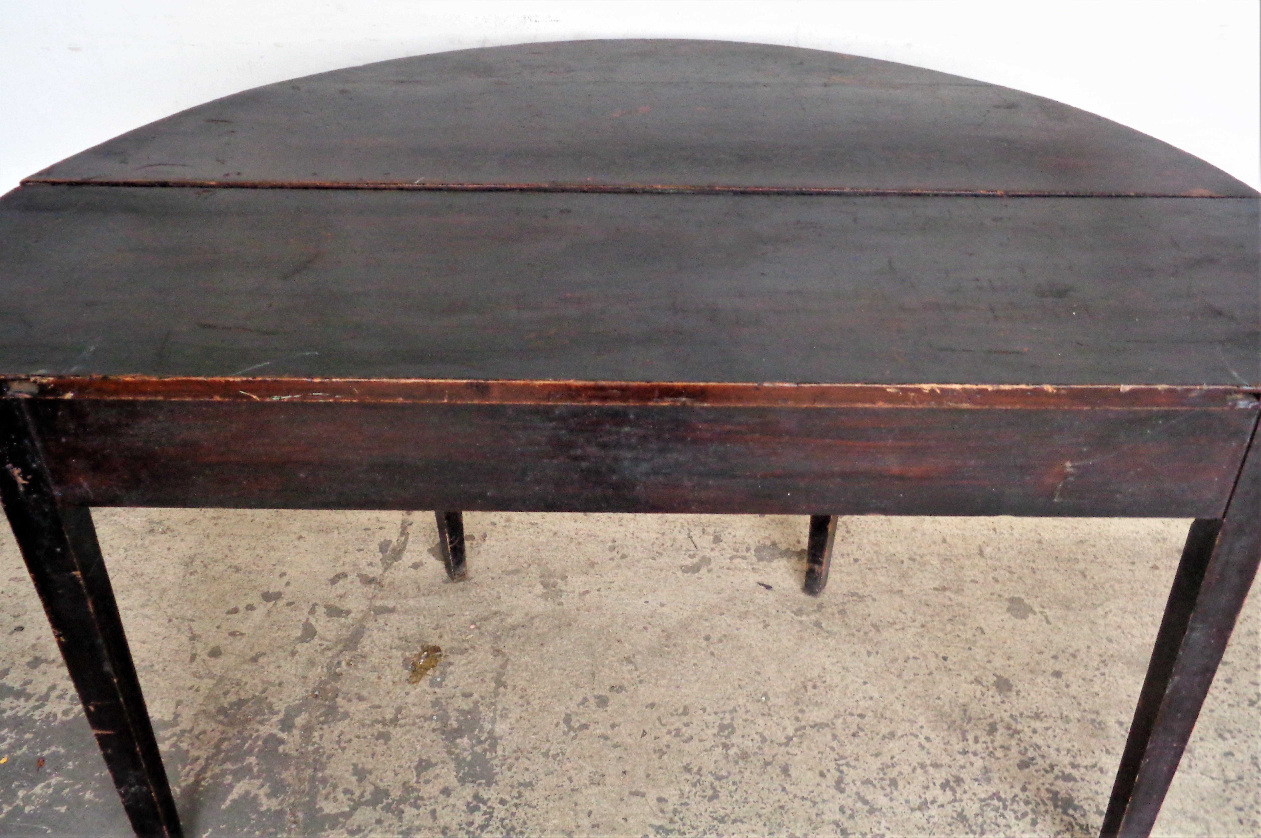 Early 19th Century American Country Demilune Table  For Sale 3