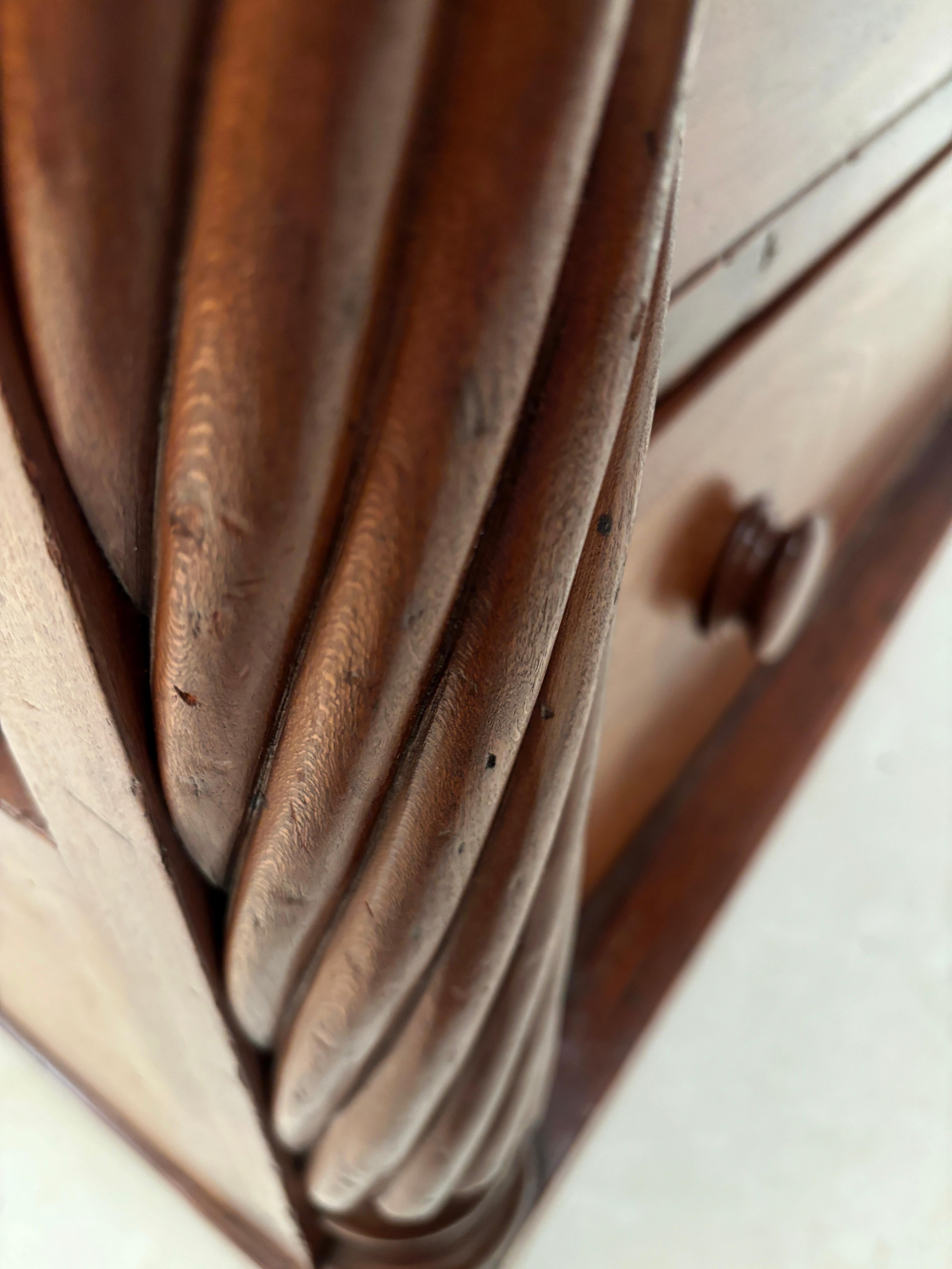 Early 19th Century American Empire Figured Cherry Chest of Drawers 12