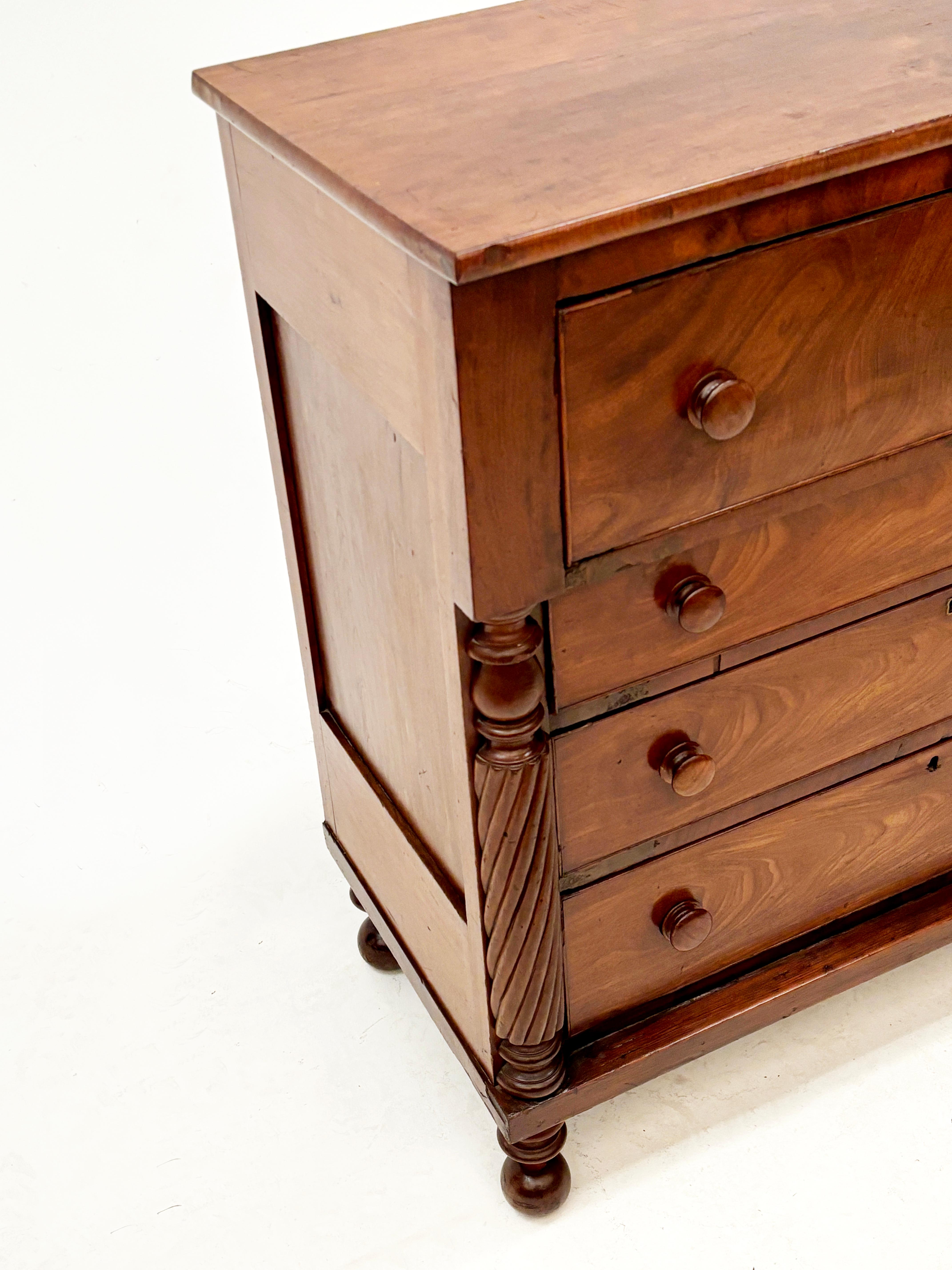 Early 19th Century American Empire Figured Cherry Chest of Drawers In Good Condition In Louisville, KY