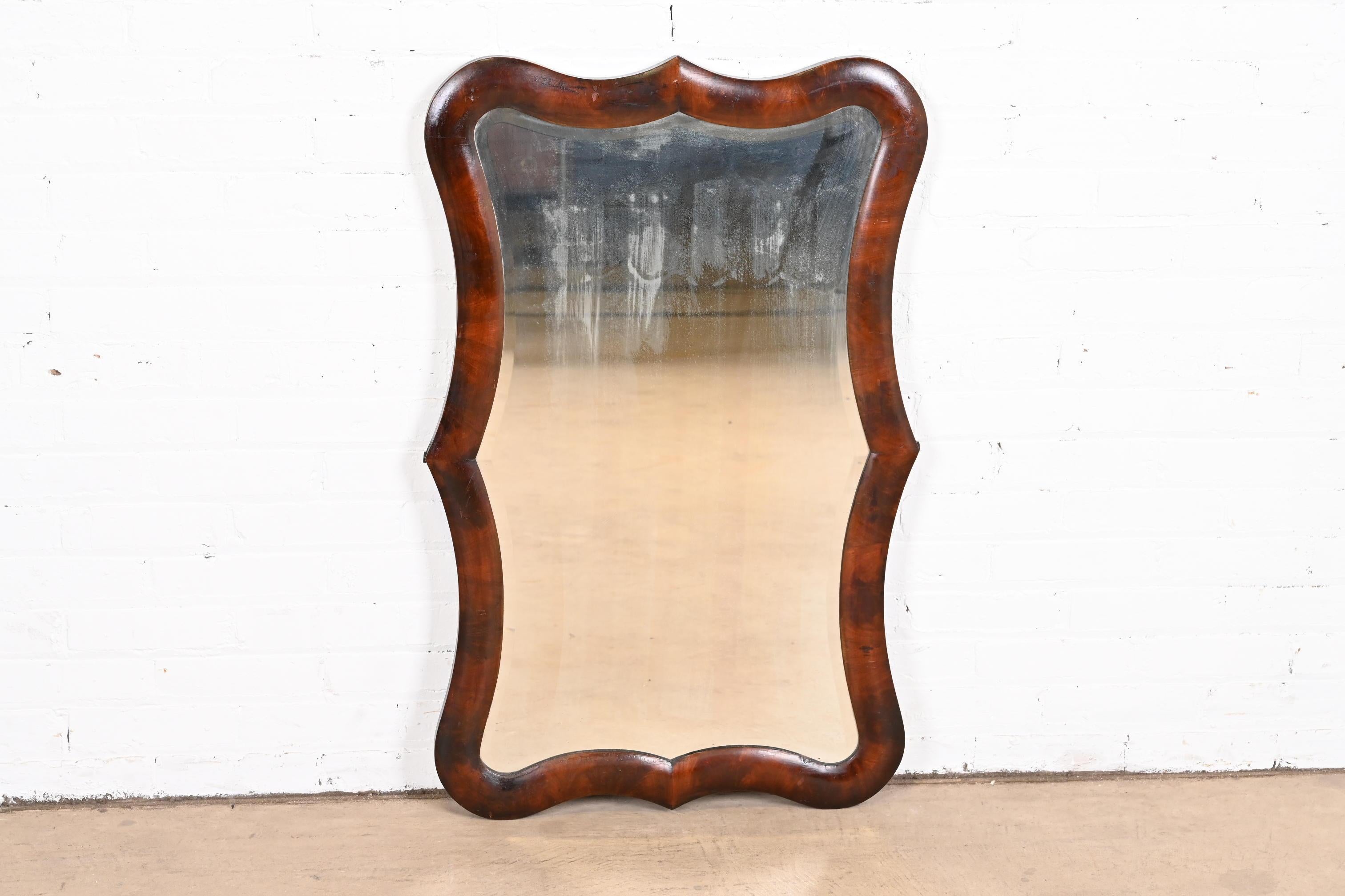 Early 19th Century, American Empire Flame Mahogany Framed Wall Mirror In Good Condition In South Bend, IN