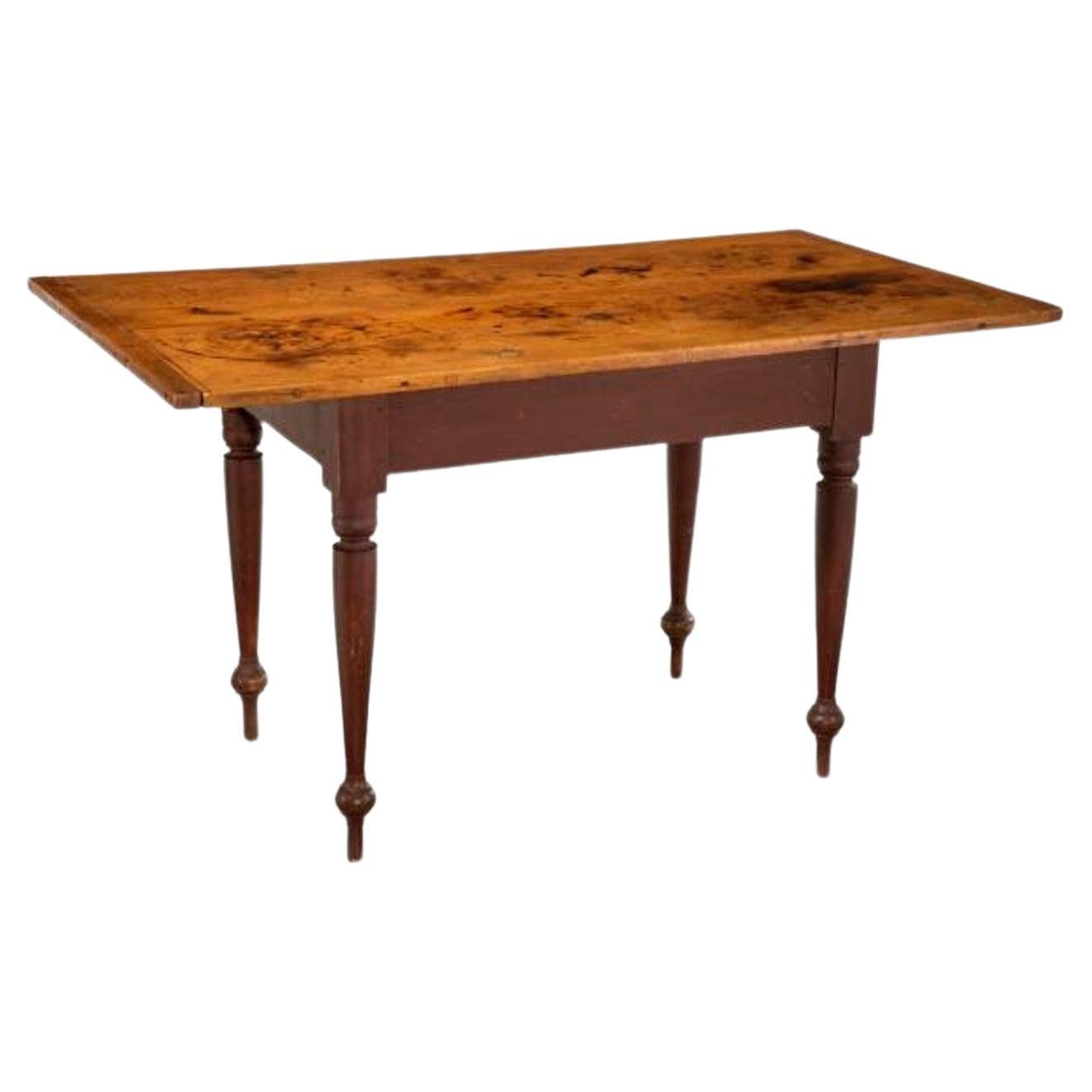 Early 19th Century American Farmhouse Harvest Work Table For Sale