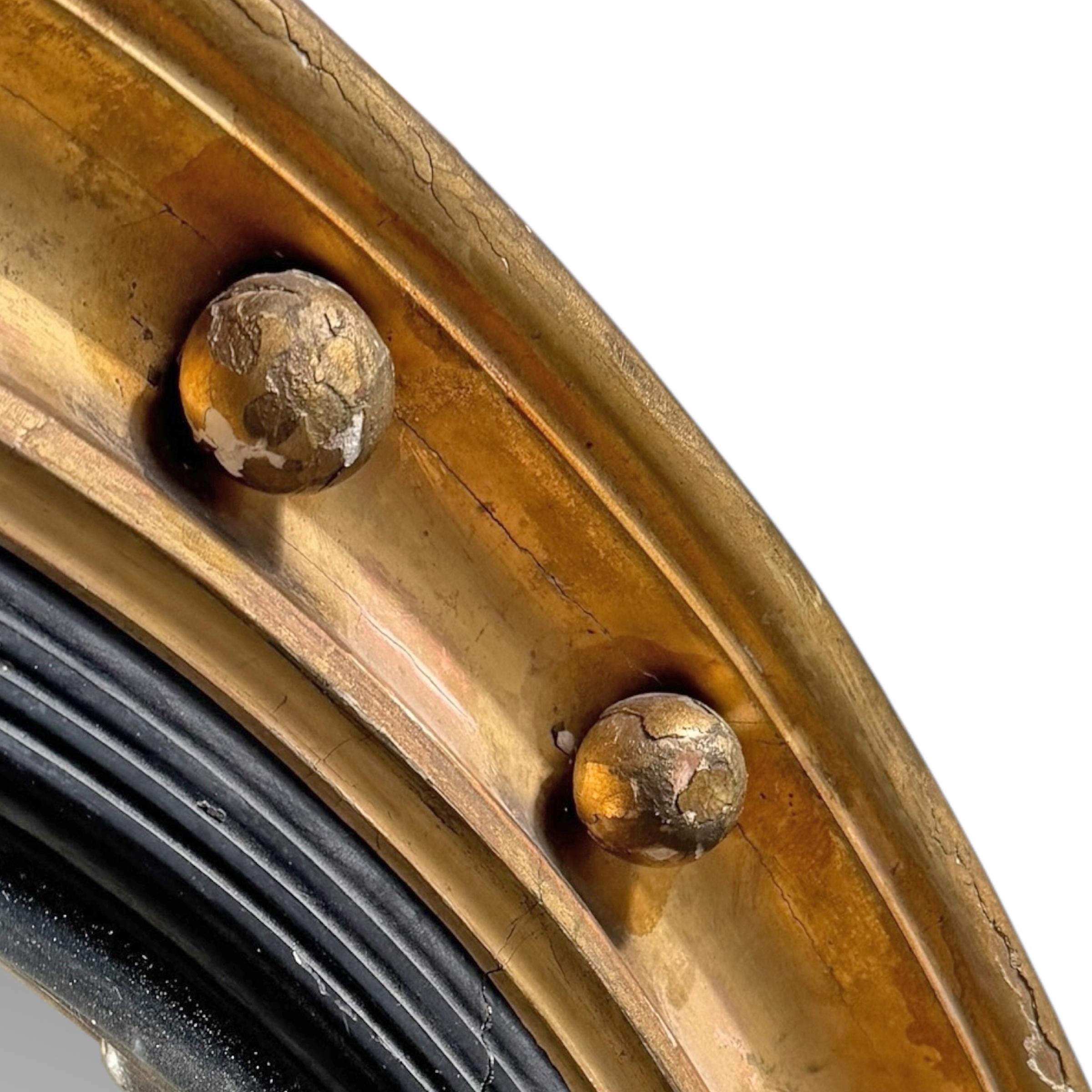 Early 19th Century American Federal Convex Mirror For Sale 4