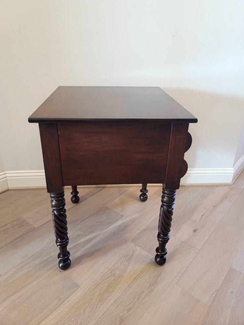 Early 19th Century American Federal Period Work Table For Sale 4