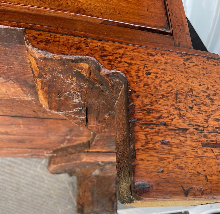 Early 19th Century American Linen Press Butler's Desk For Sale 14