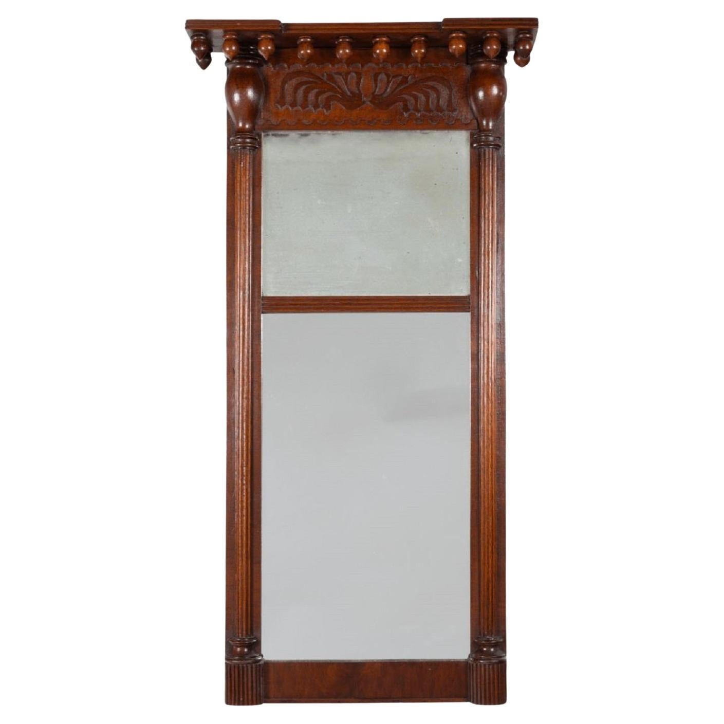Early 19th Century American Mahogany Tabernacle Pier Mirror For Sale