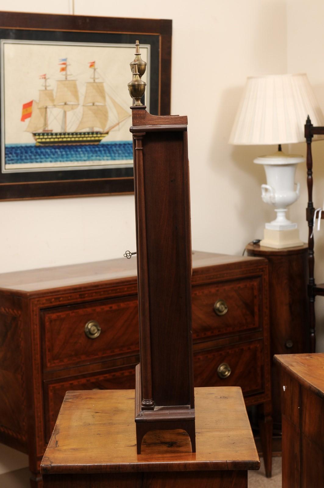 Early 19th Century American Pillar & Scroll Clock in Mahogany For Sale 6