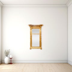 Espejo de muelle de madera dorada antigua Sheraton americano de principios del siglo XIX