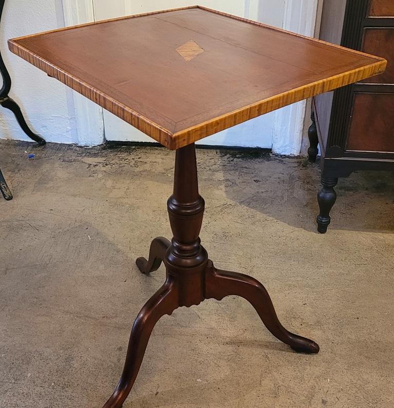 Amerikanischer Sheraton-Klappstisch mit Klappplatte aus dem frühen 19. Jahrhundert mit Neat Proportionen im Angebot 9