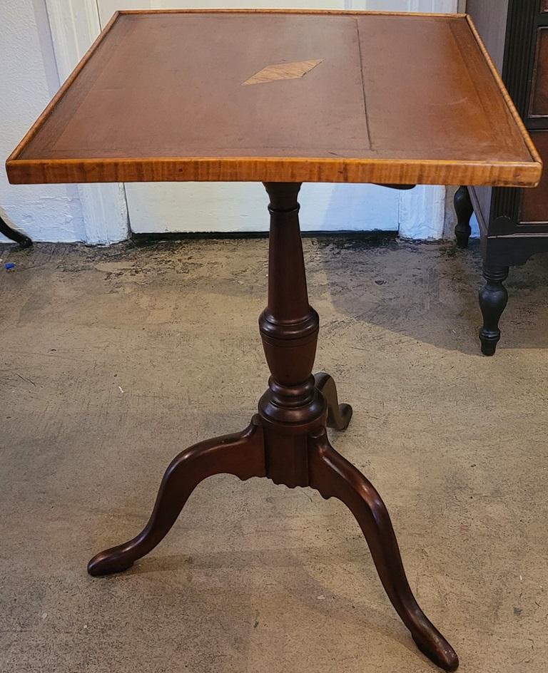 Amerikanischer Sheraton-Klappstisch mit Klappplatte aus dem frühen 19. Jahrhundert mit Neat Proportionen im Angebot 10