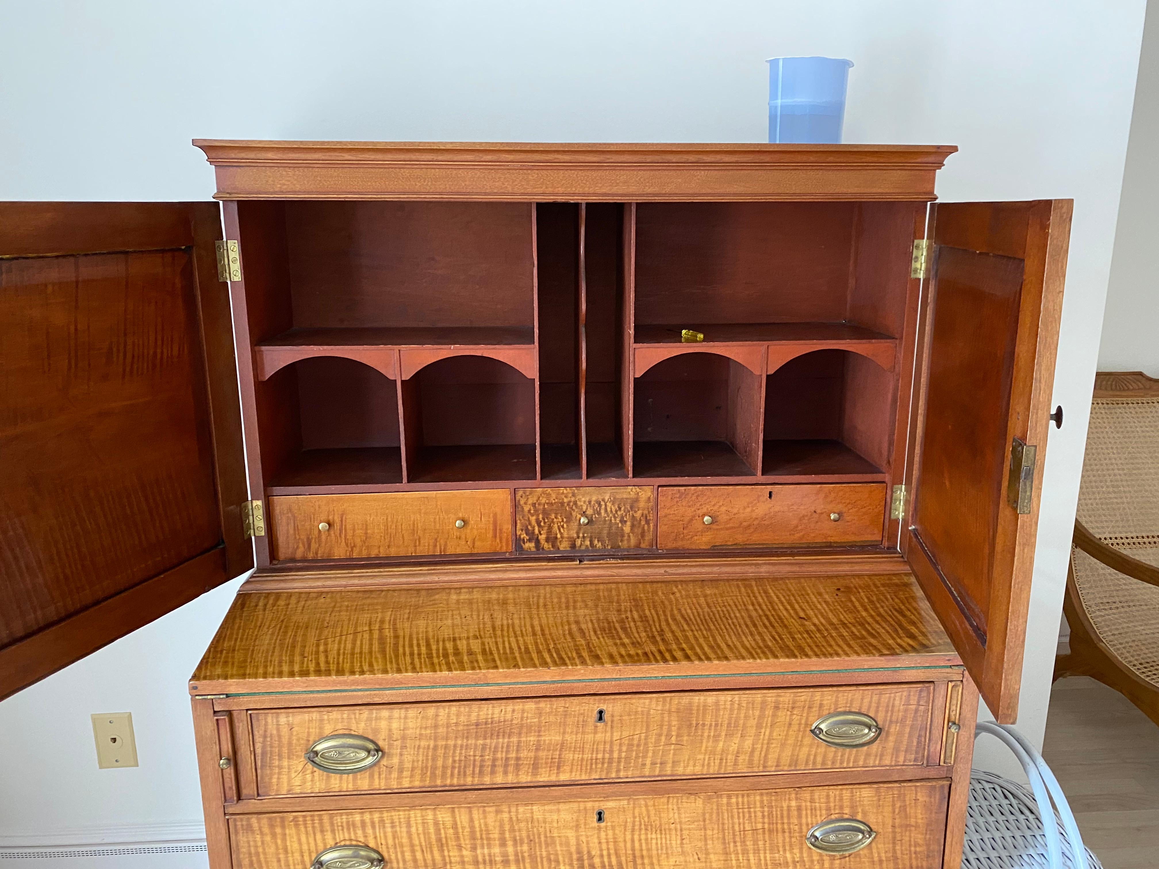 Wood Early 19th Century American Tigerwood Maple Secretaire For Sale