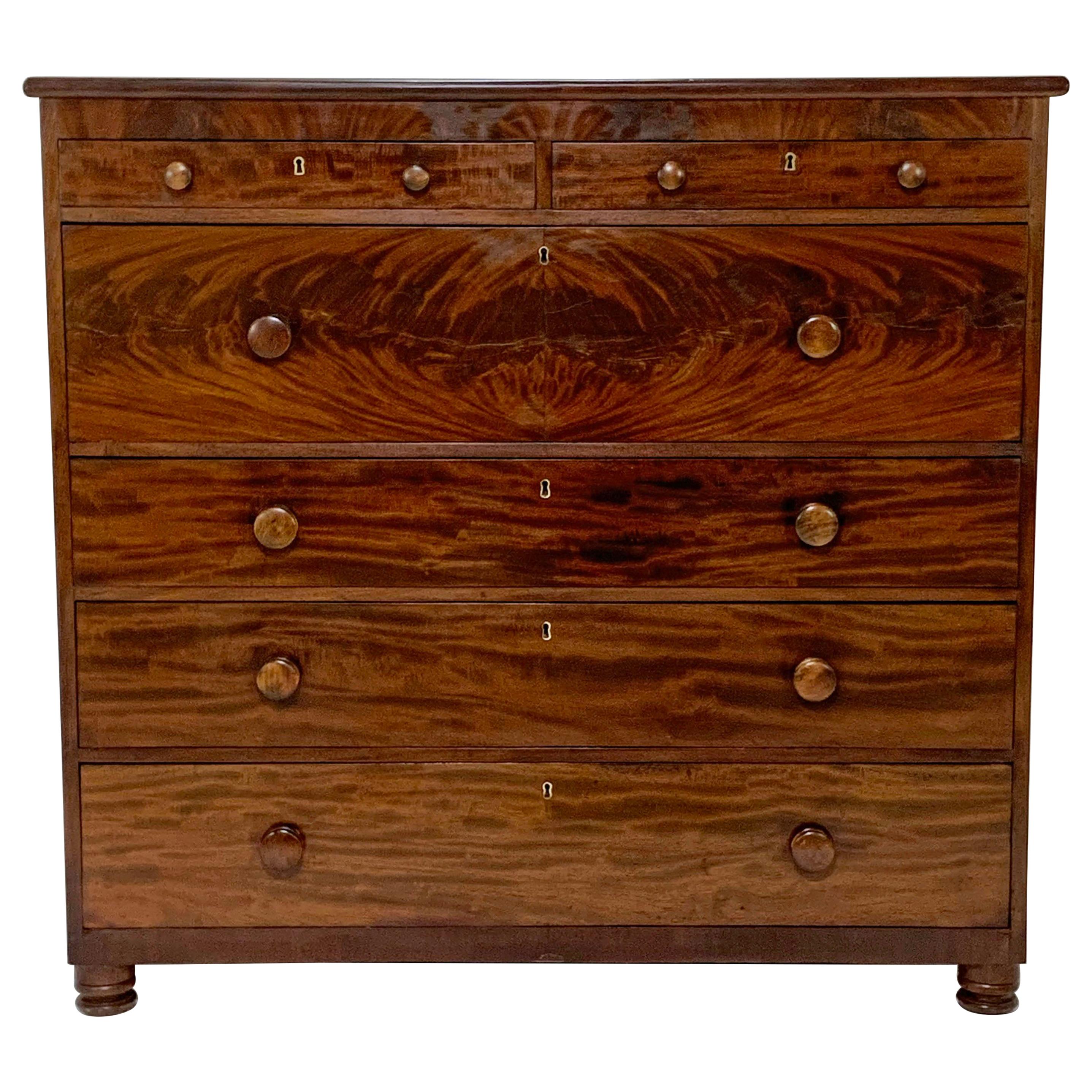 Early 19th Century Antique American Mahogany Dressing Chest
