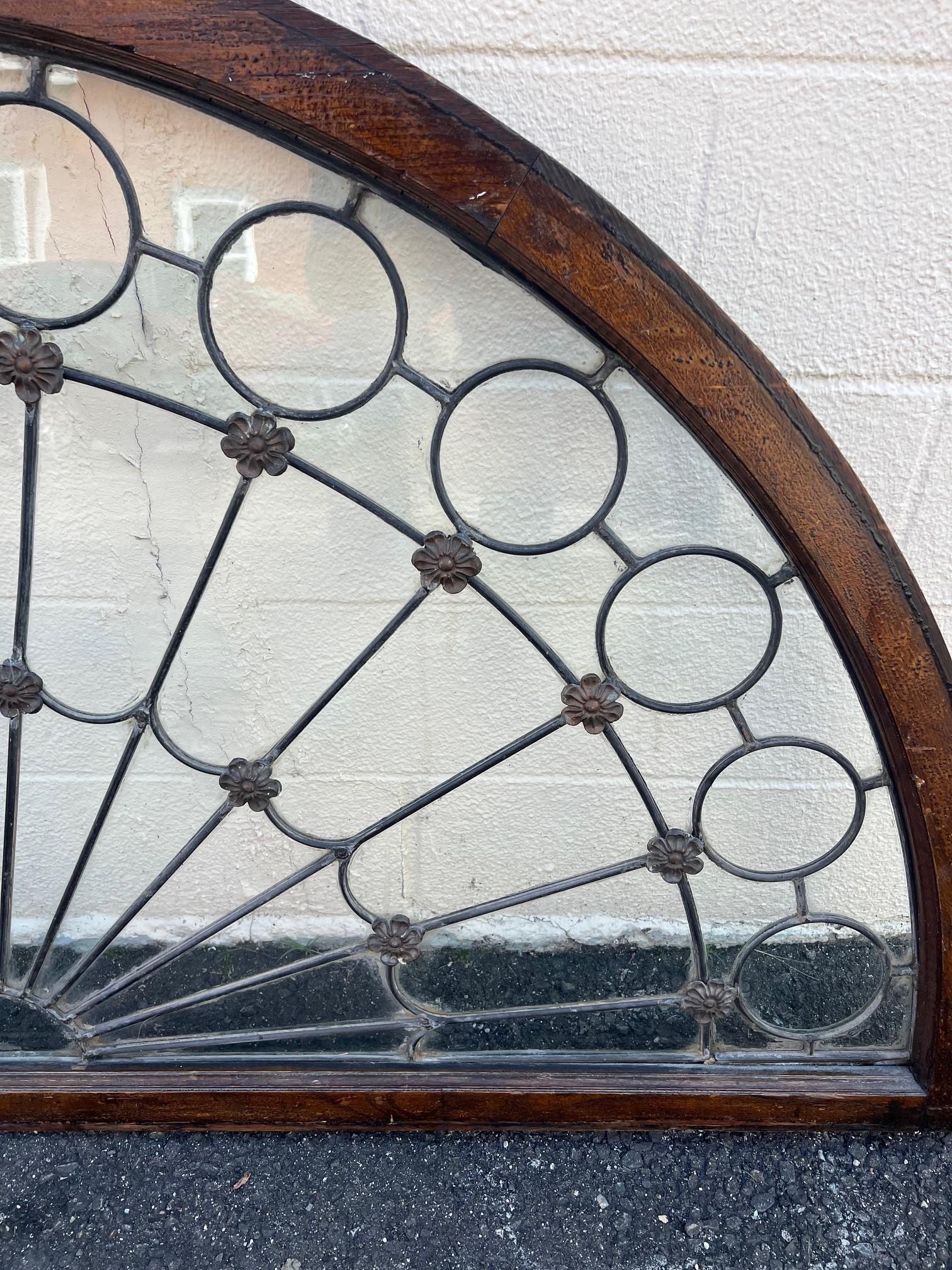 Early 19th Century Antique Arched Transom Window Clear Glass in Zinc Caning   In Good Condition In Stamford, CT