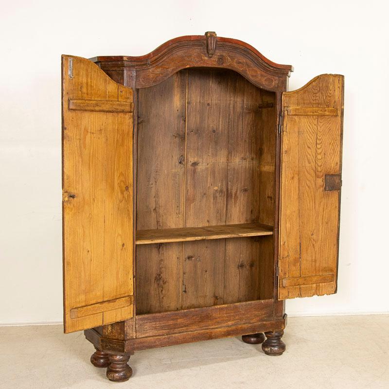 round top armoire