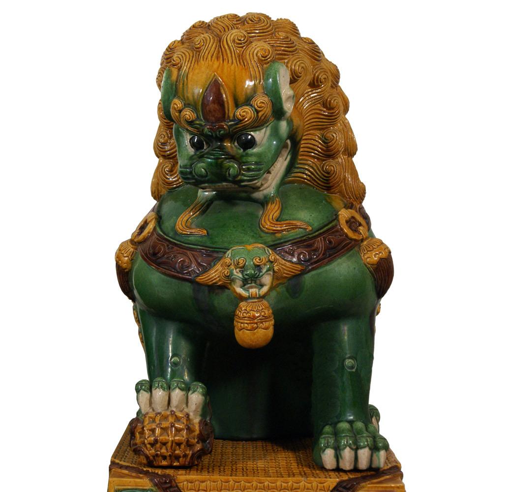 Chinese Export Early 19th Century Antique Chinese Huge Colored Glaze Ceramic Foo Dog For Sale