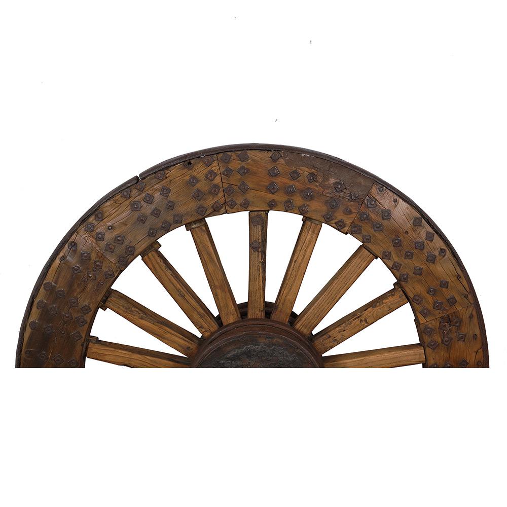 Early 19th Century Antique Chinese Large Country Wagon Wheel In Good Condition For Sale In Pomona, CA