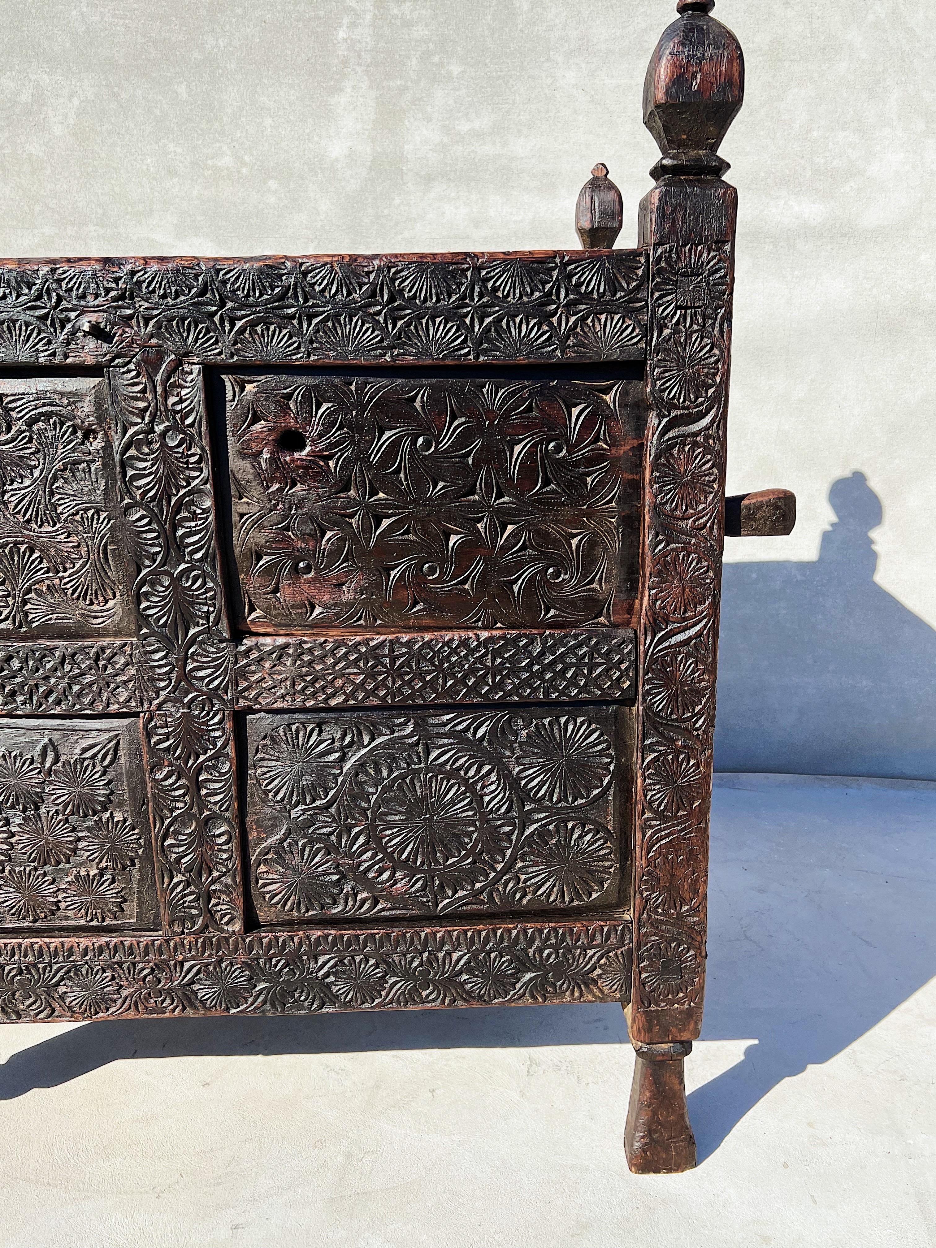 Anglo-Indian Early 19th Century Antique Damachiya Dowry Chest