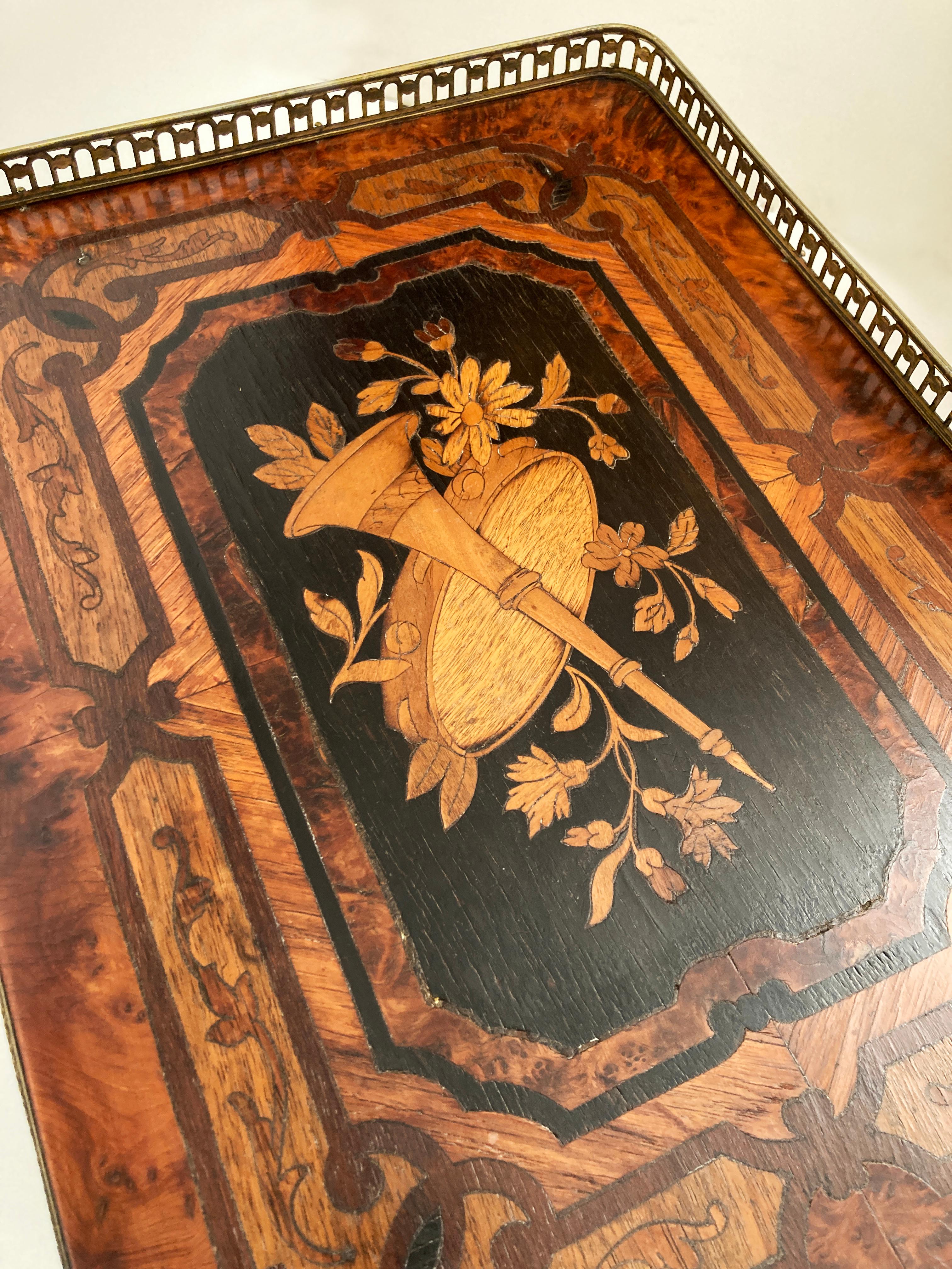 Early 19th Century Antique French Marquetry Inlaid 3-Tier Side Table For Sale 4
