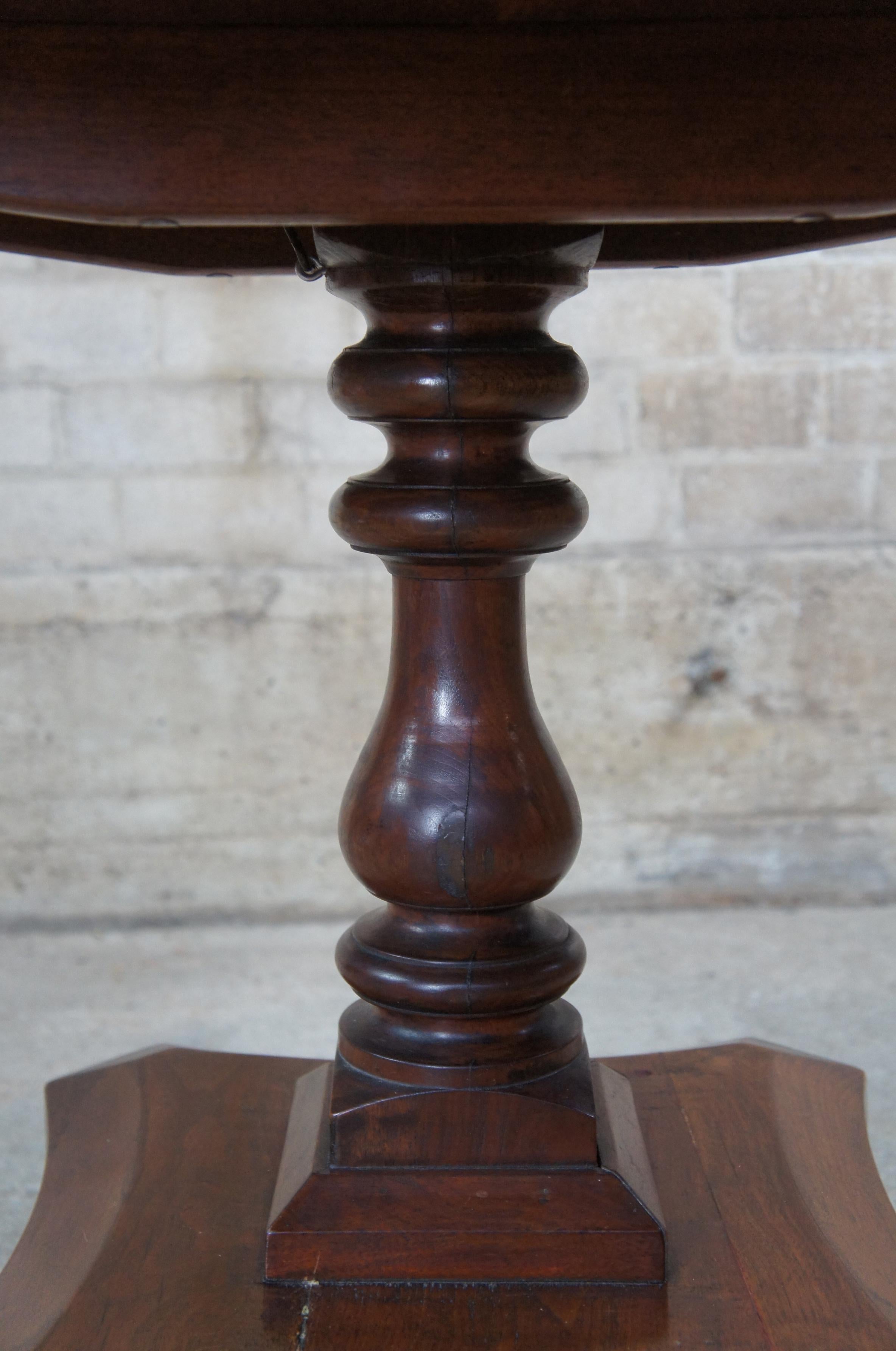 Early 19th Century Antique Regency Solid Mahogany Tilt-Top Round Tea Table 8