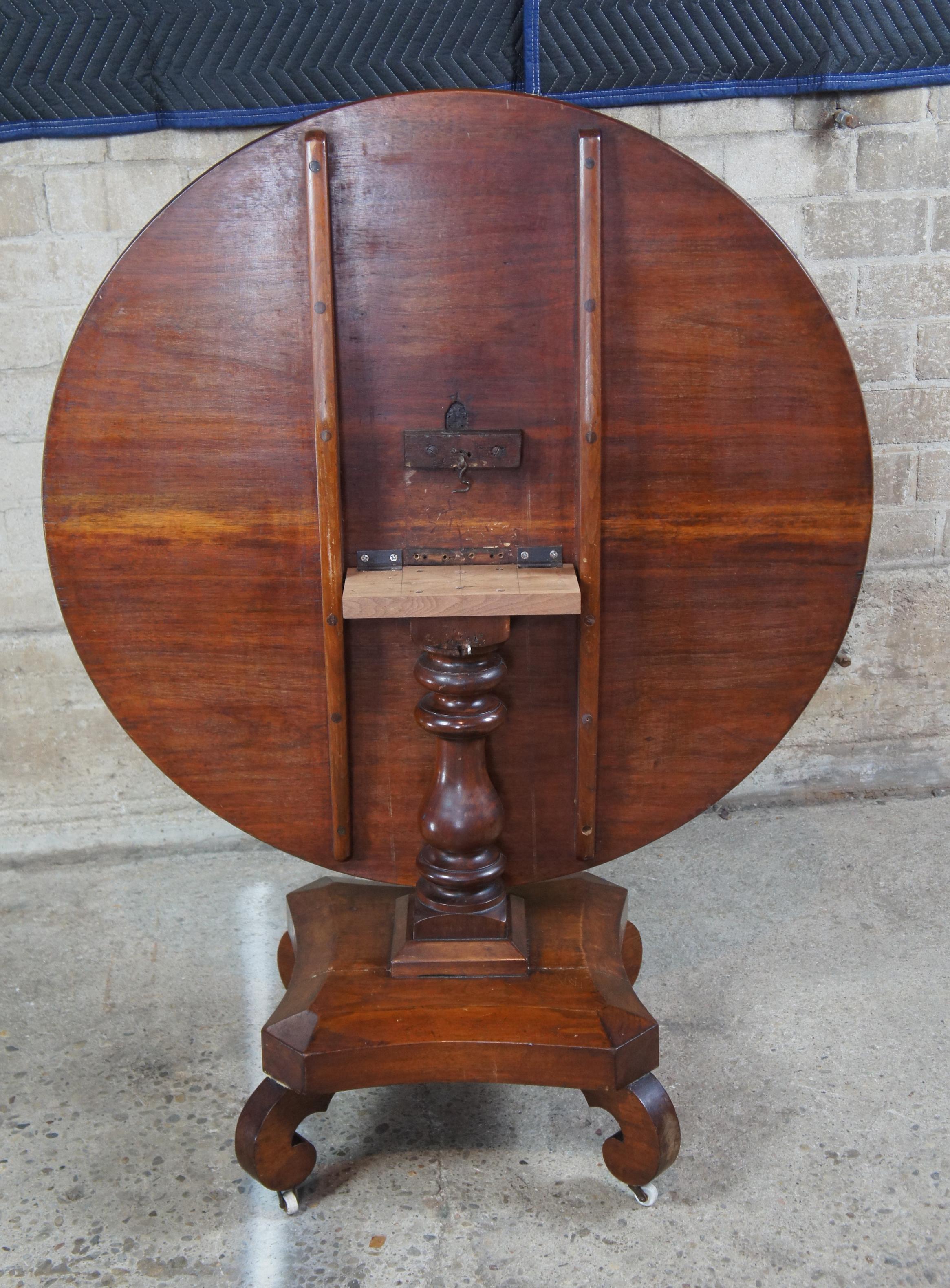Early 19th Century Antique Regency Solid Mahogany Tilt-Top Round Tea Table 6