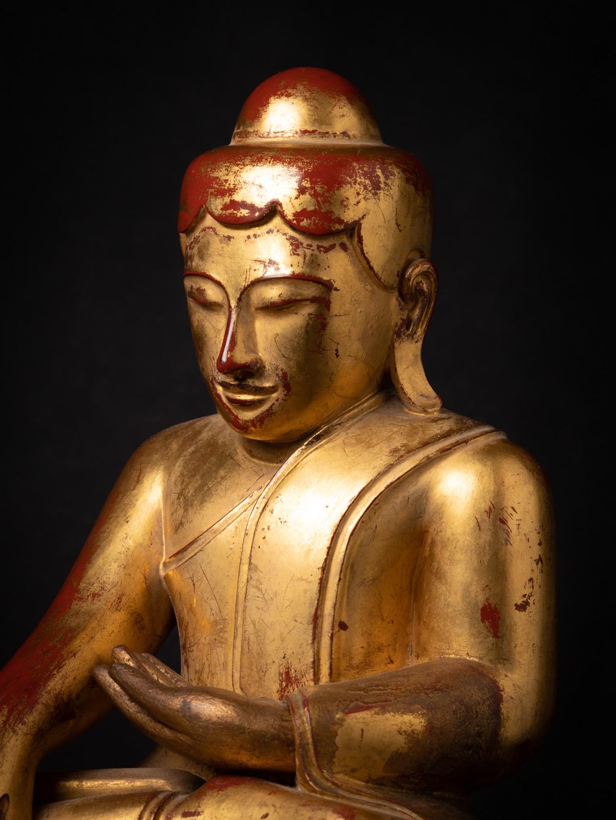 Antiguo Buda del Loto birmano de madera de principios del siglo XIX en Bhumisparsha Mudra en venta 1